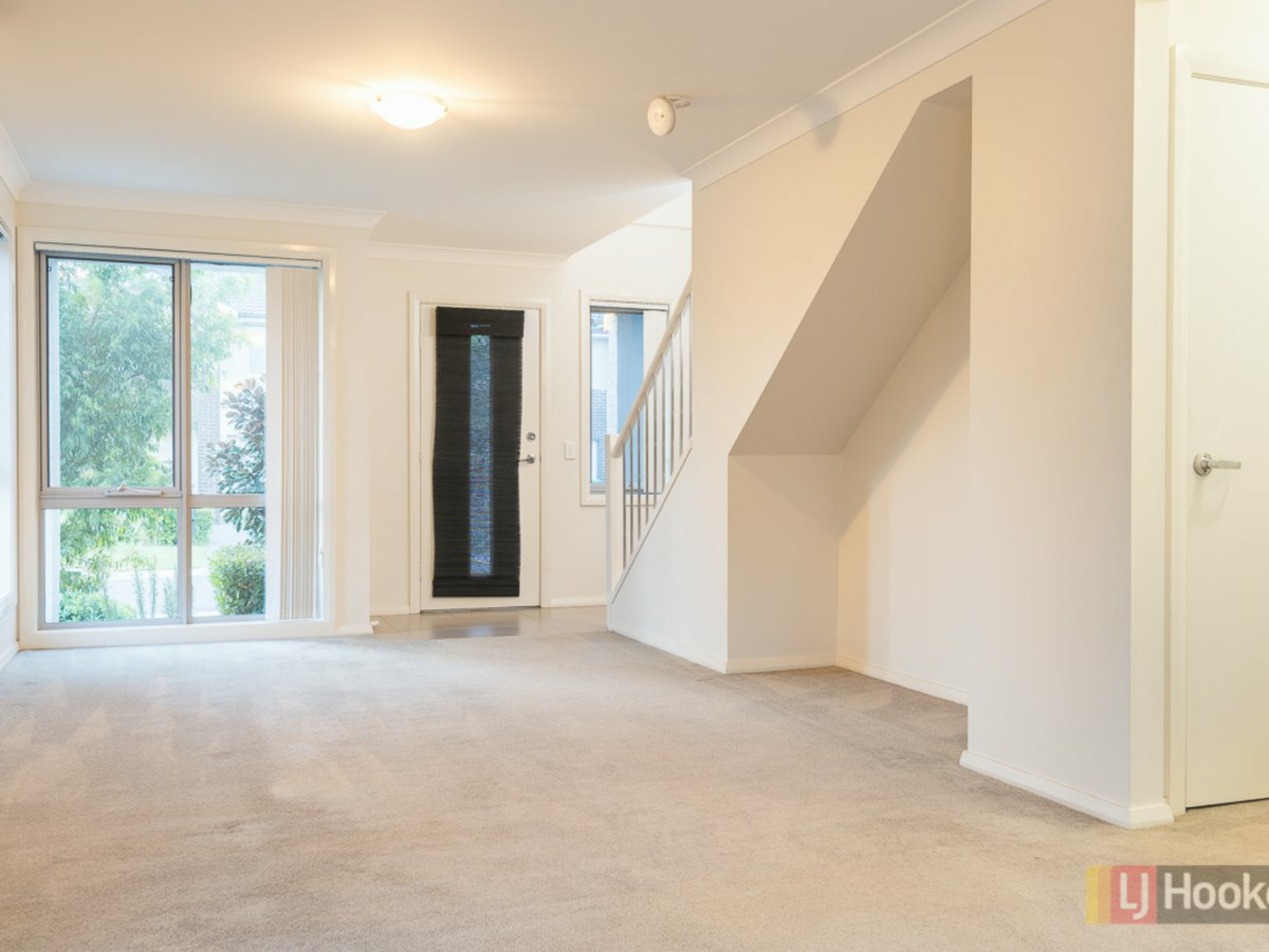 32 Sovereign Circuit, GLENFIELD