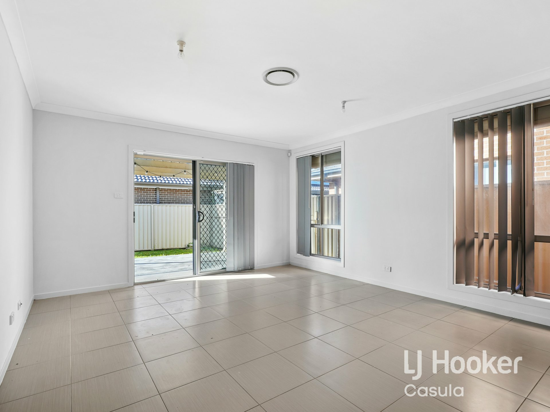 27 Leeton Road, HINCHINBROOK