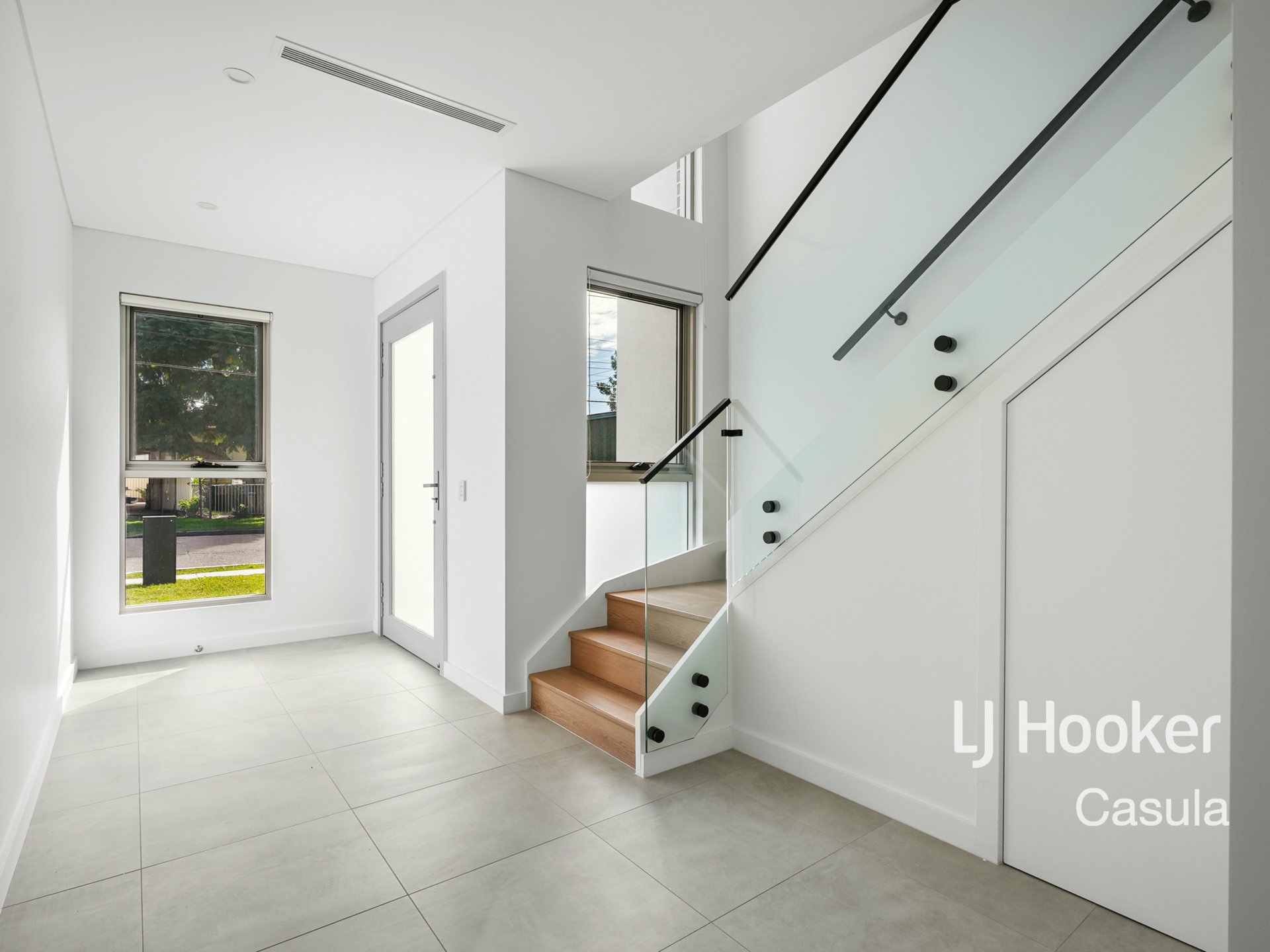 127 Oxford Street, SMITHFIELD
