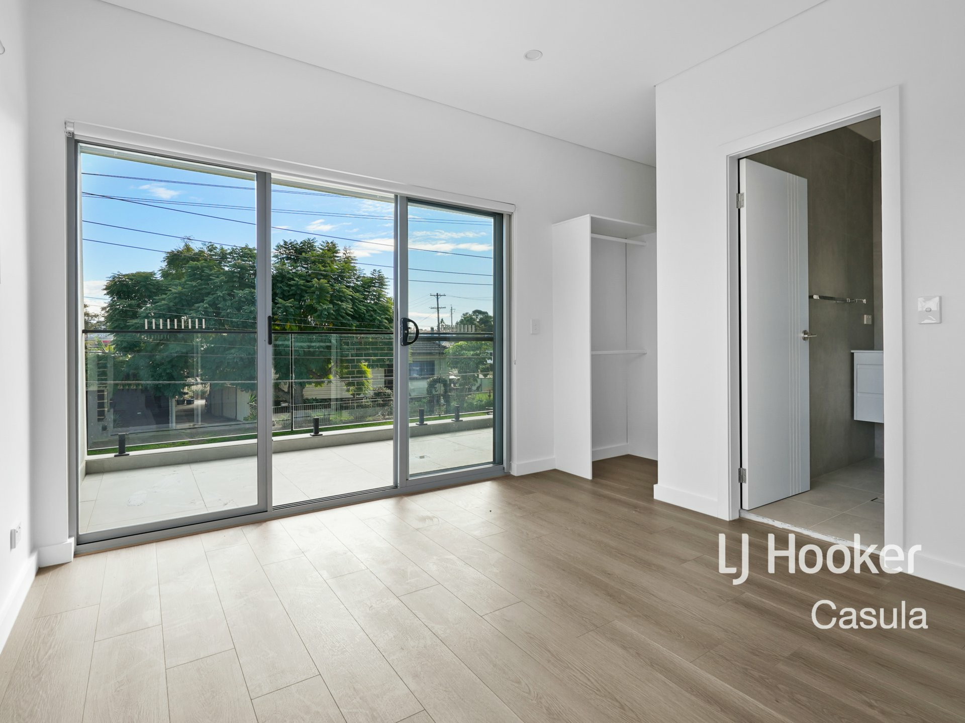 127 Oxford Street, SMITHFIELD