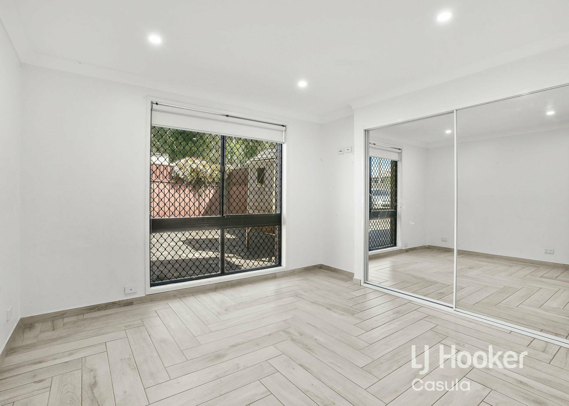 96 Cockatiel Circuit, GREEN VALLEY
