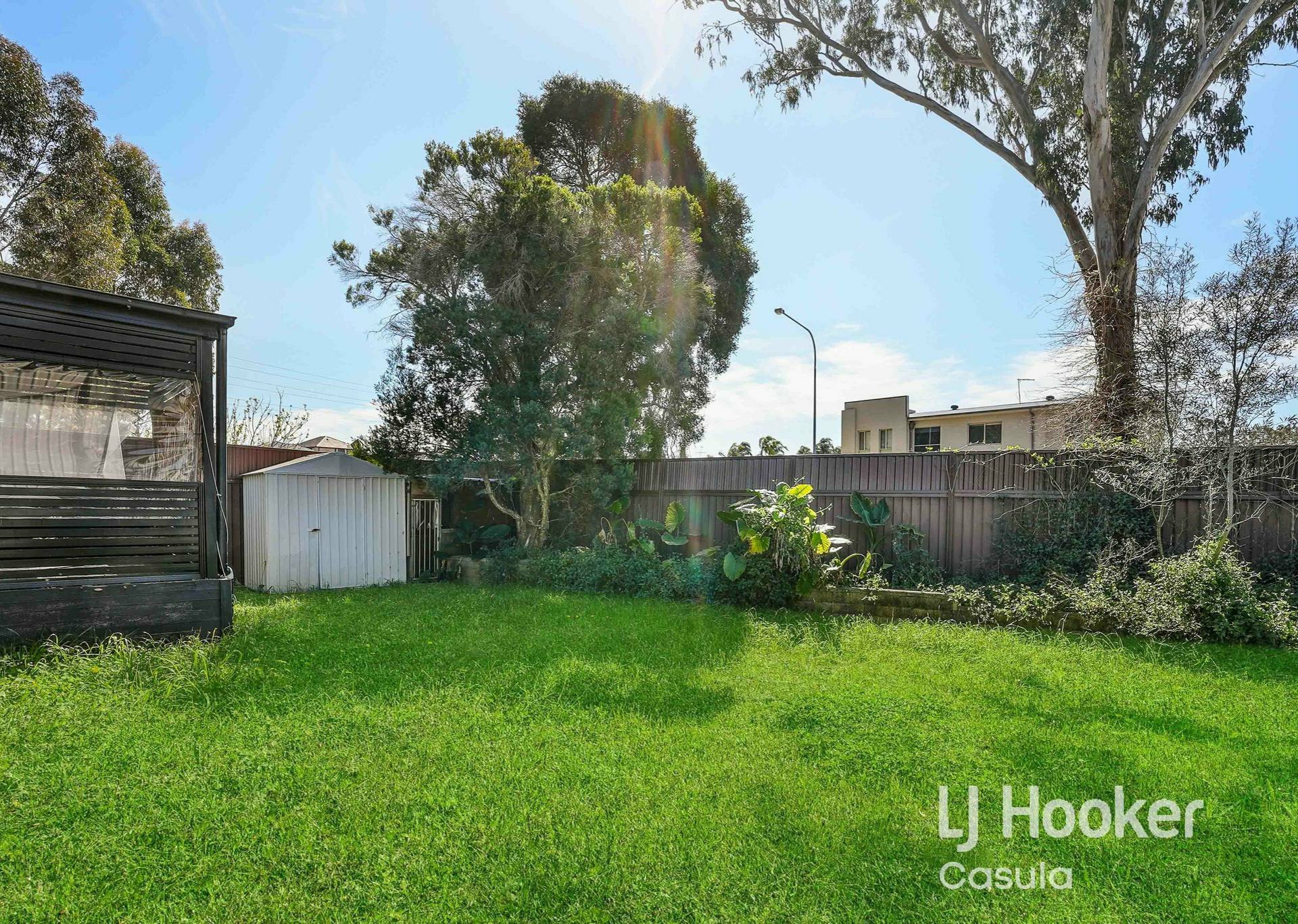 96 Cockatiel Circuit, GREEN VALLEY