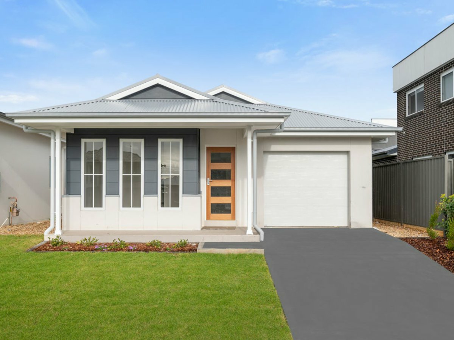 101 Price Ridge, LEPPINGTON