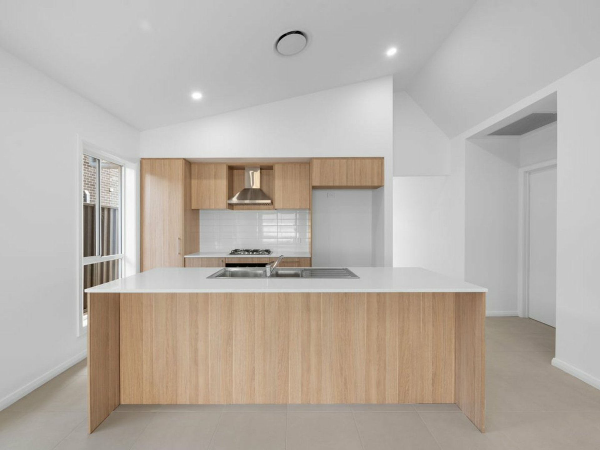 101 Price Ridge, LEPPINGTON