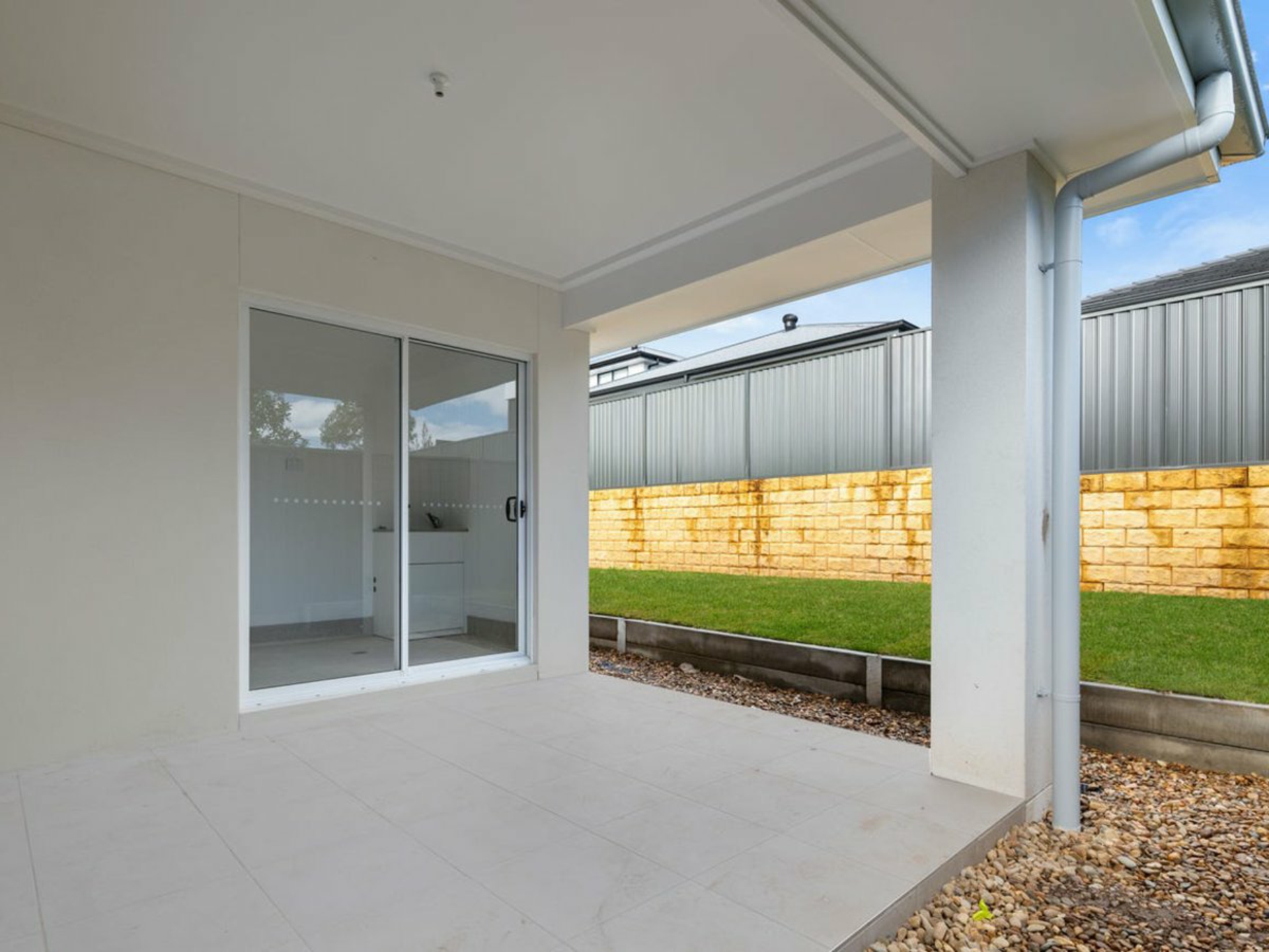 101 Price Ridge, LEPPINGTON