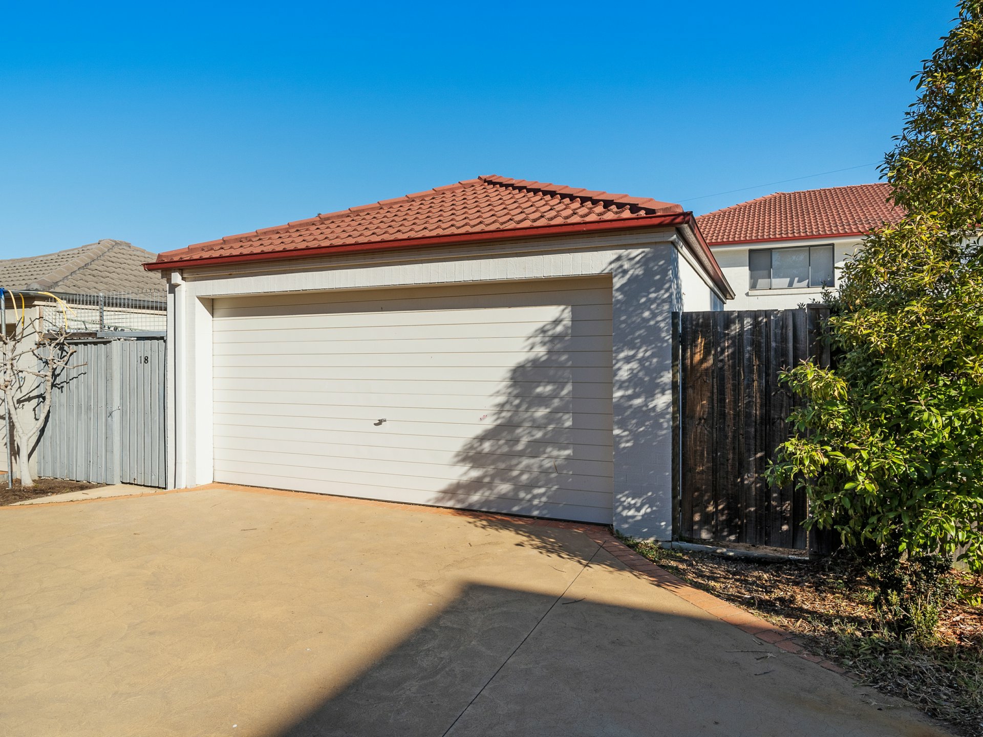 16 Glatton Road, GLENFIELD