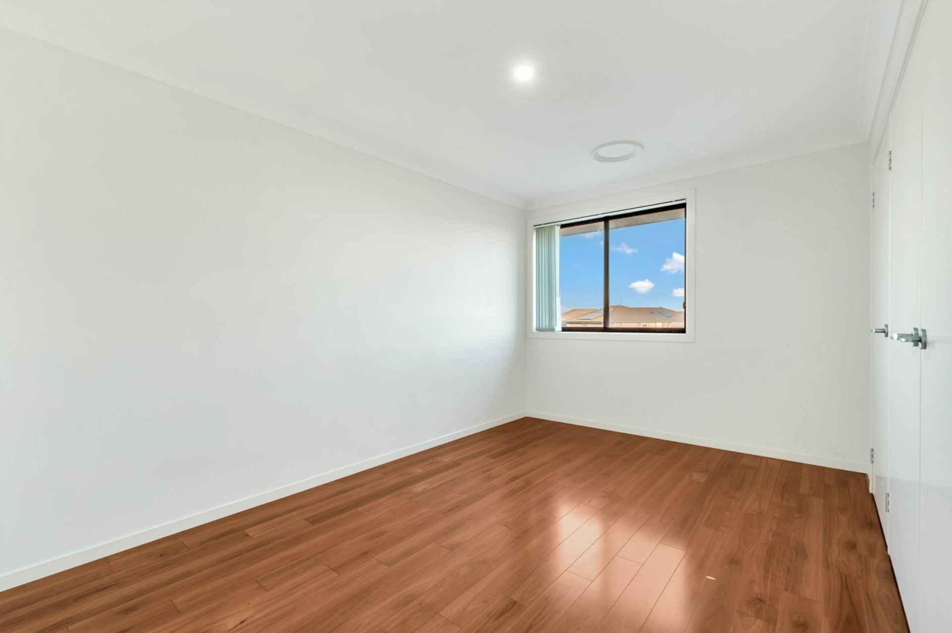 4 Redfern Street, CARNES HILL