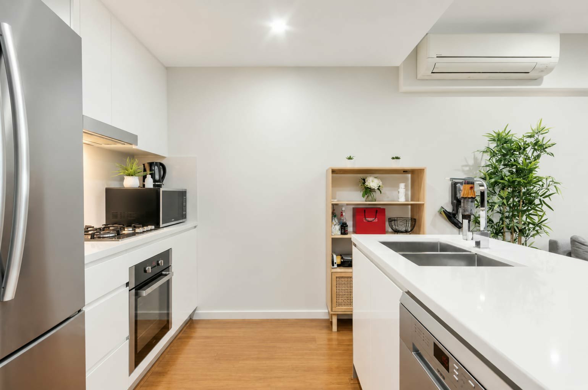 222/203 Birdwood Road — photo 4 of 9