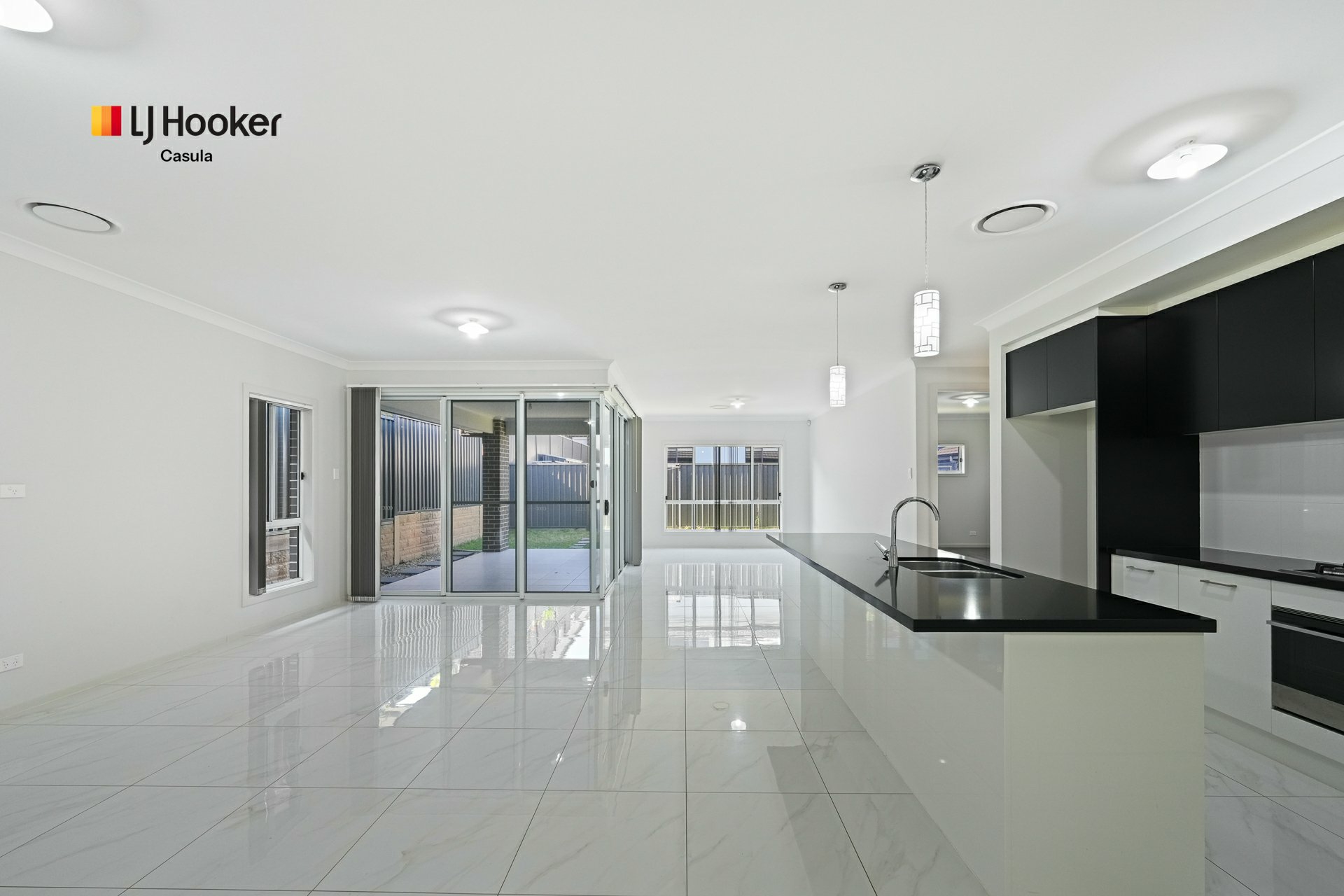 119 Leppington House Drive — photo 3 of 10