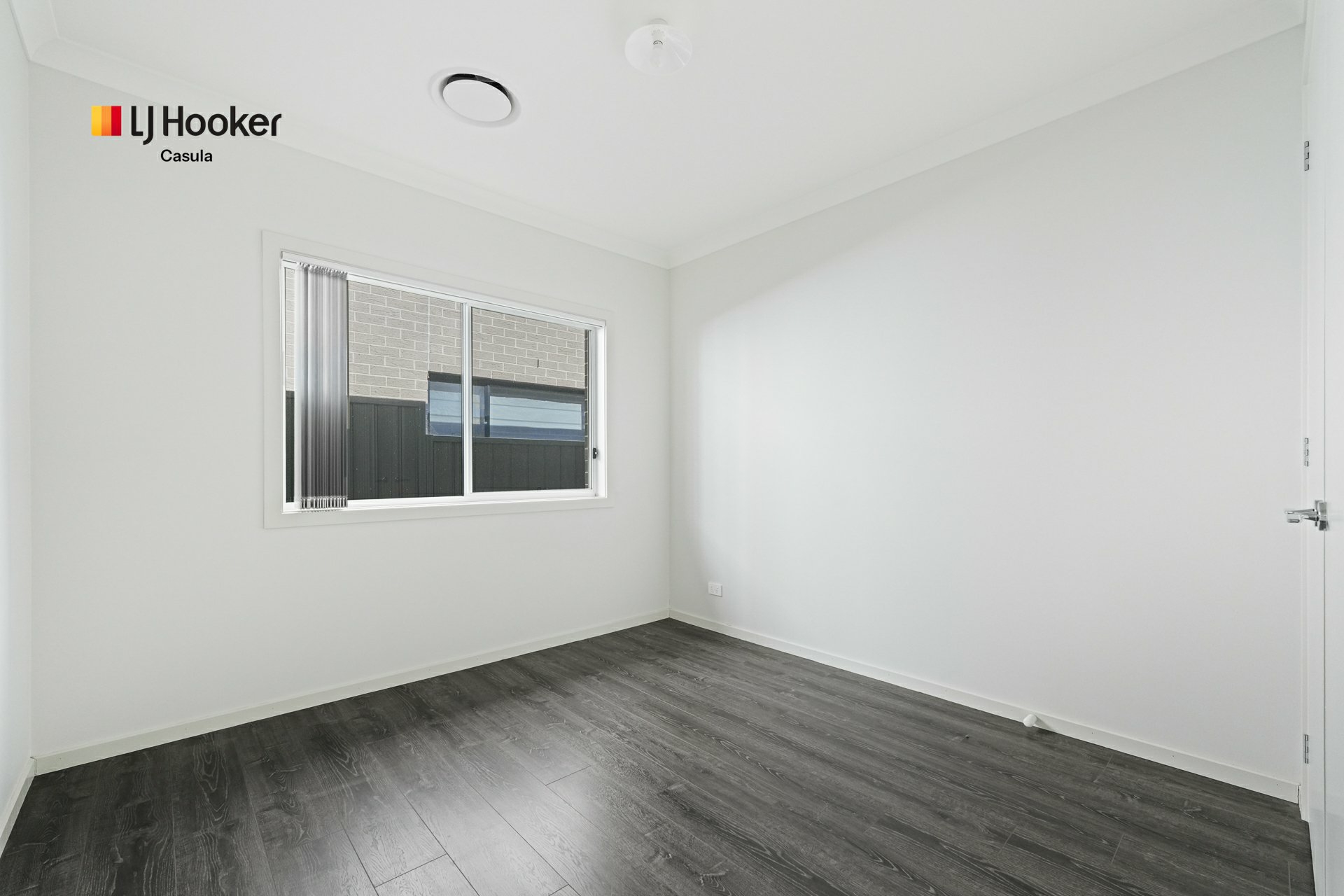119 Leppington House Drive — photo 6 of 10