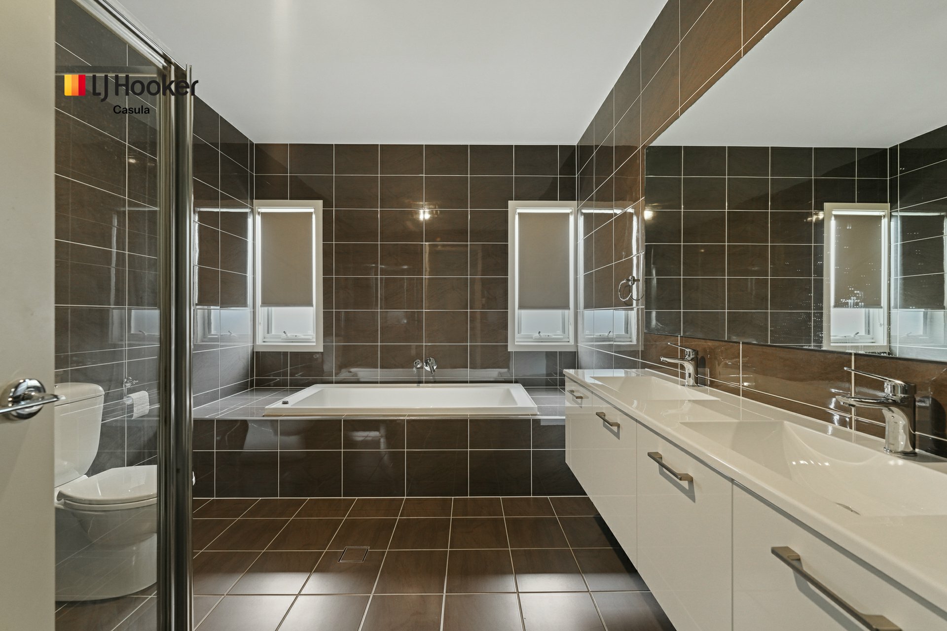 119 Leppington House Drive — photo 9 of 10