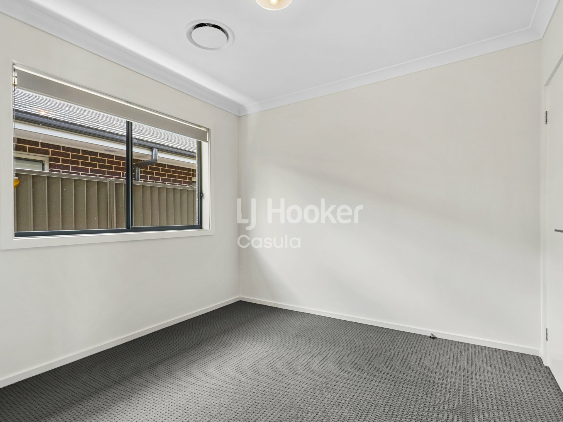19 Citrine Street — photo 6 of 8