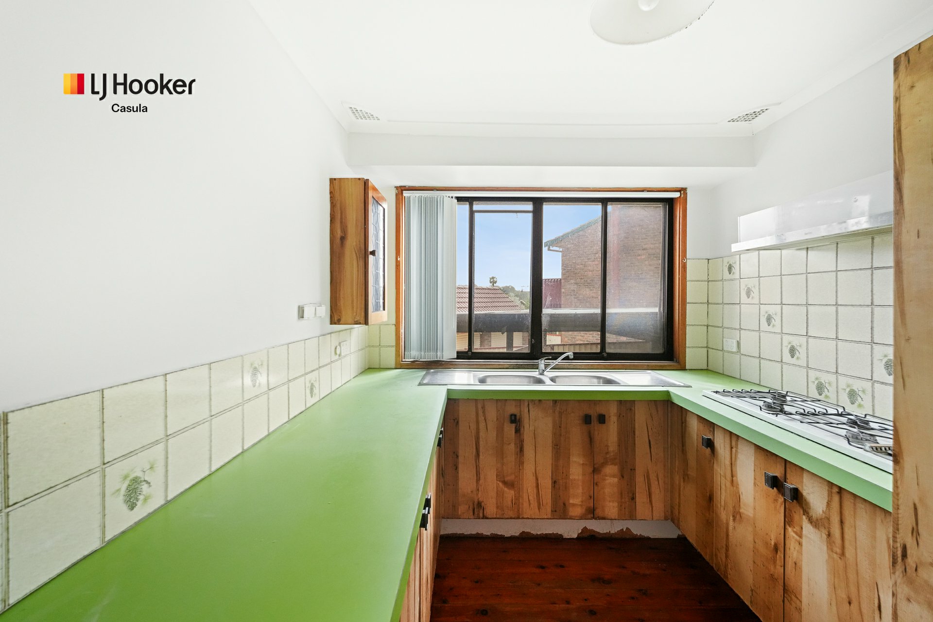 35 Warragamba Crescent — photo 3 of 9