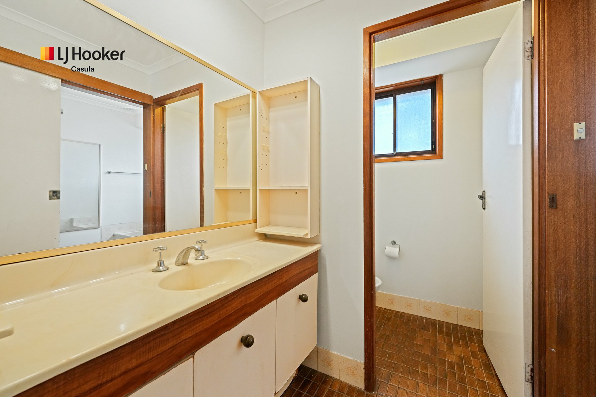 35 Warragamba Crescent — photo 7 of 9