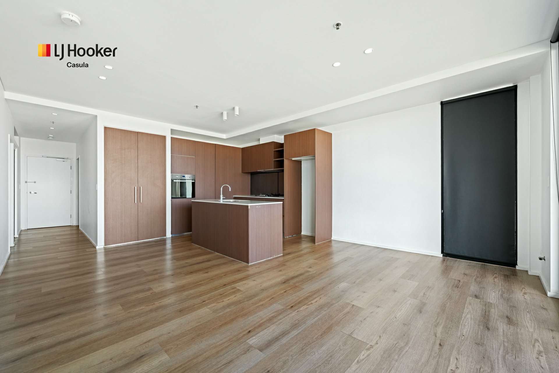 1204/30 Shepherd Street — photo 4 of 12