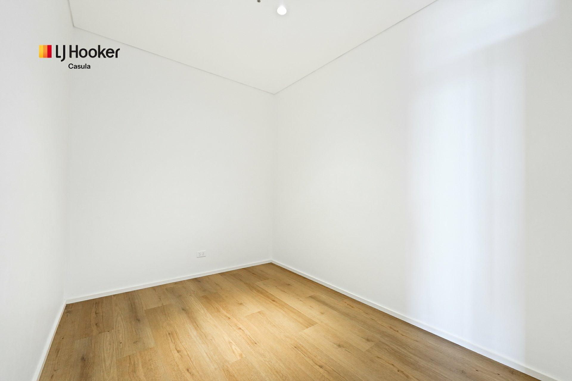 1204/30 Shepherd Street — photo 10 of 12