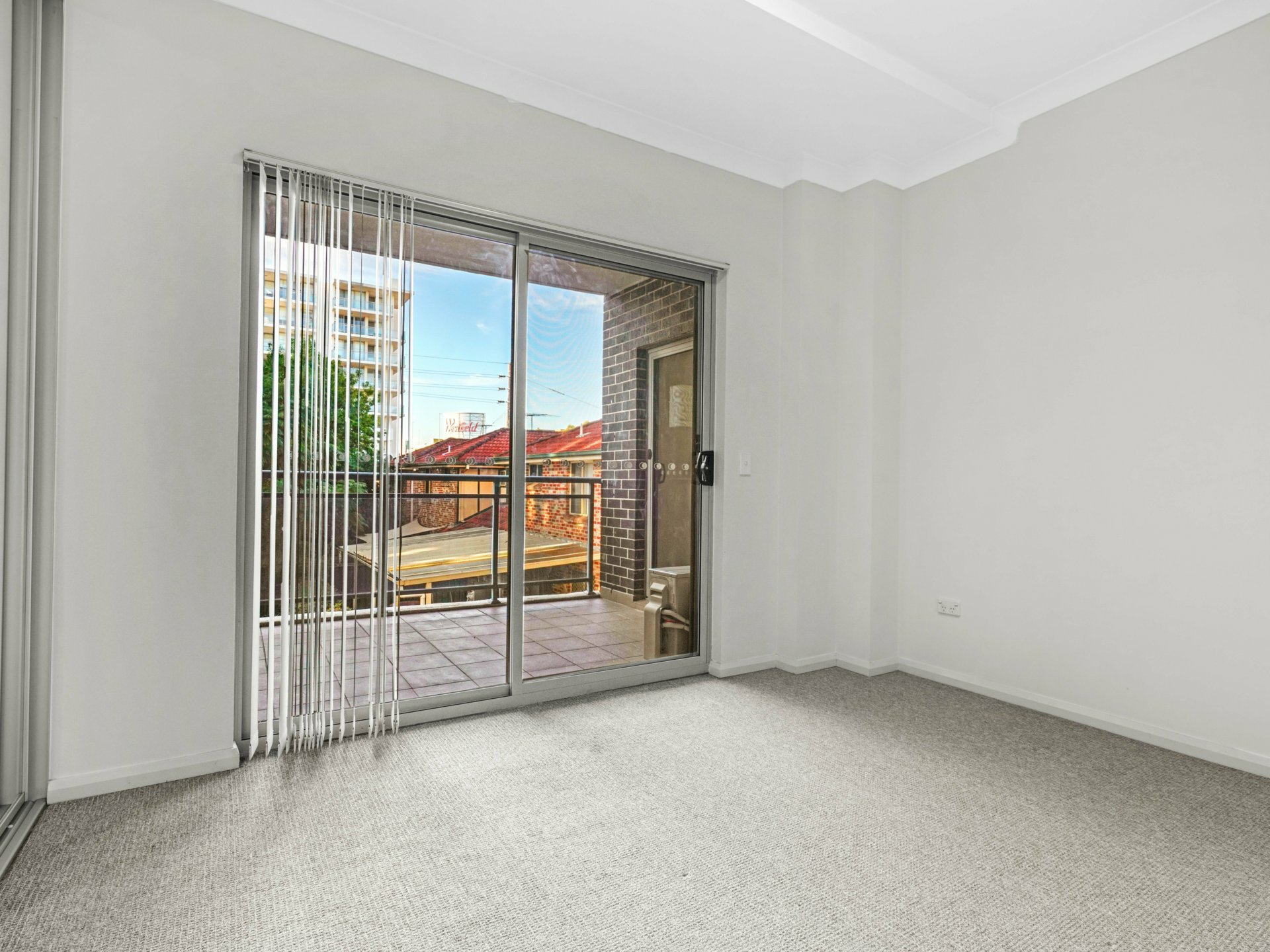 7/93-95 Campbell Street — photo 6 of 10