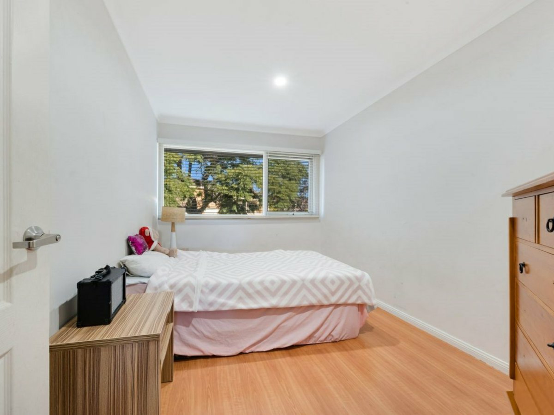 1 Jacaranda Avenue — photo 4 of 9