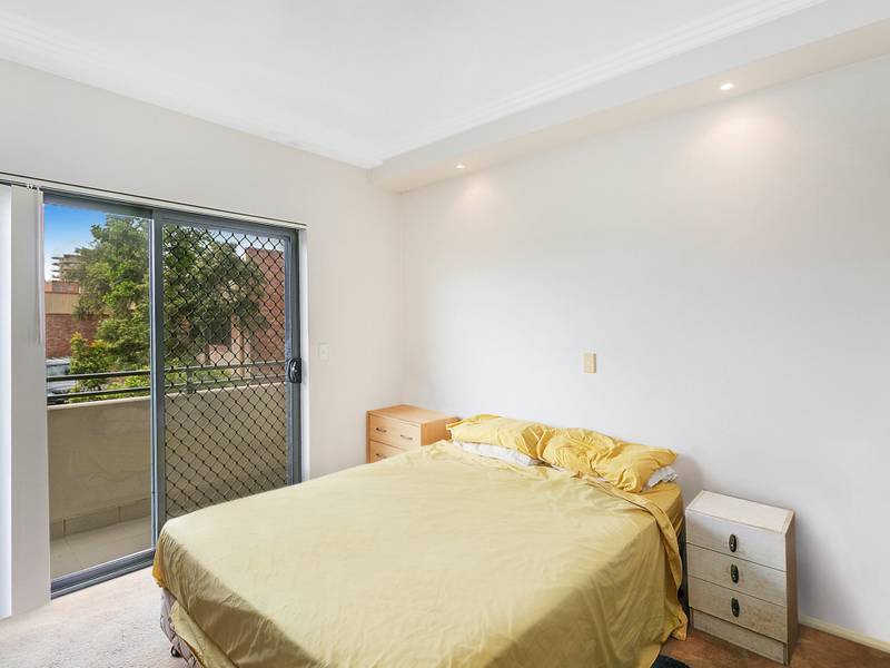 8/18-24 Torrens Avenue — photo 6 of 9