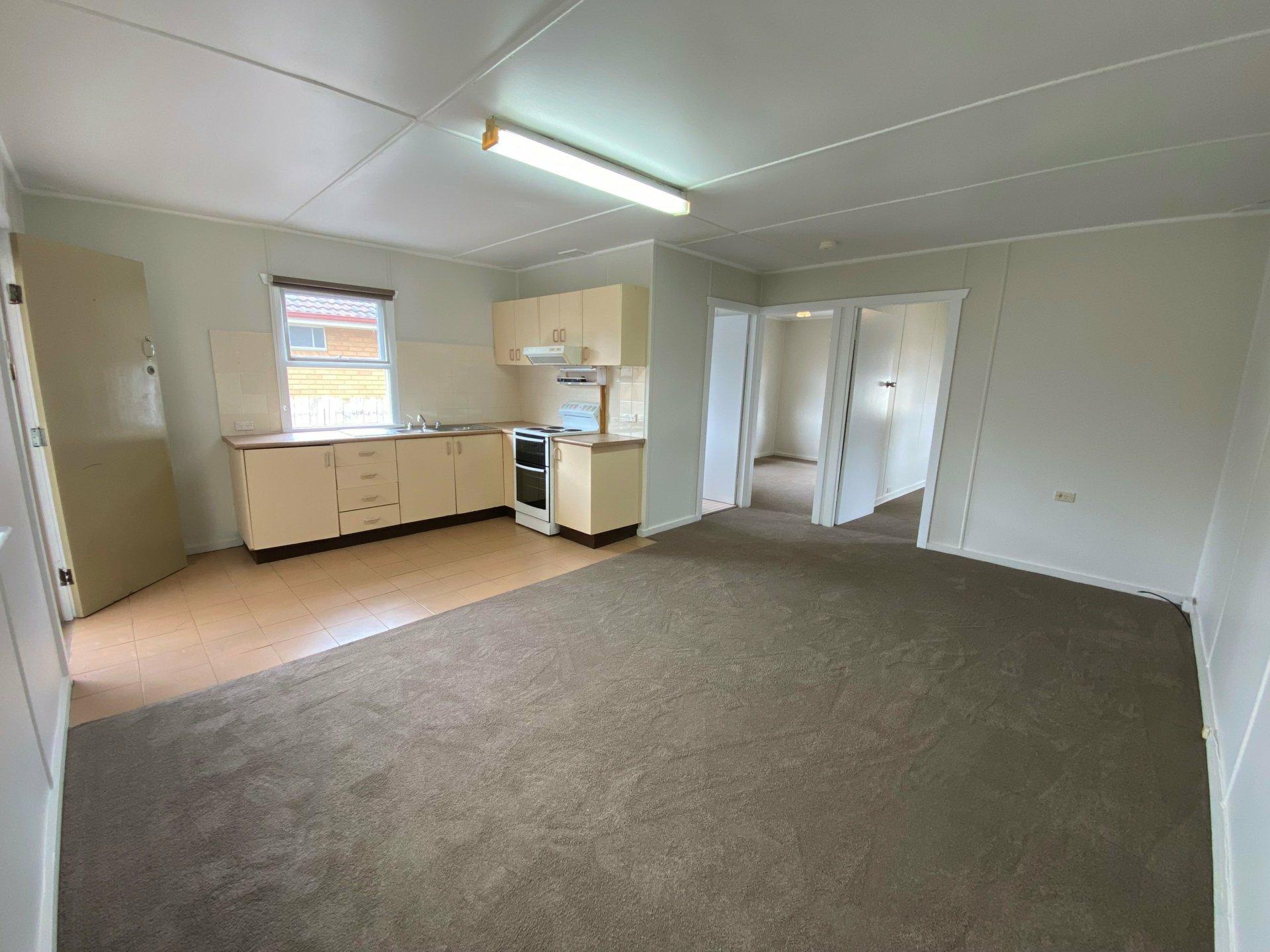 1/6 Yeddenba Avenue, BLUE BAY