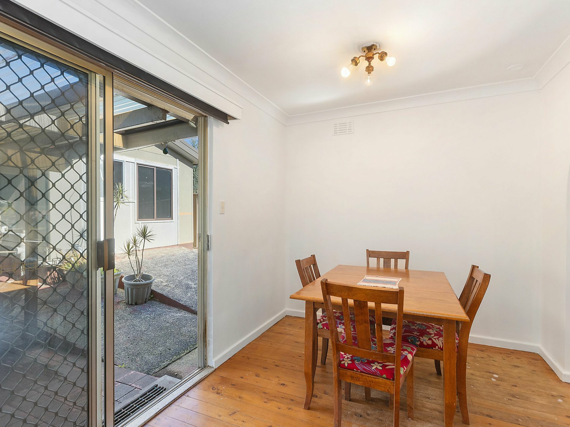 32 Wyong Road Tumbi Umbi NSW House for Sale LJ Hooker