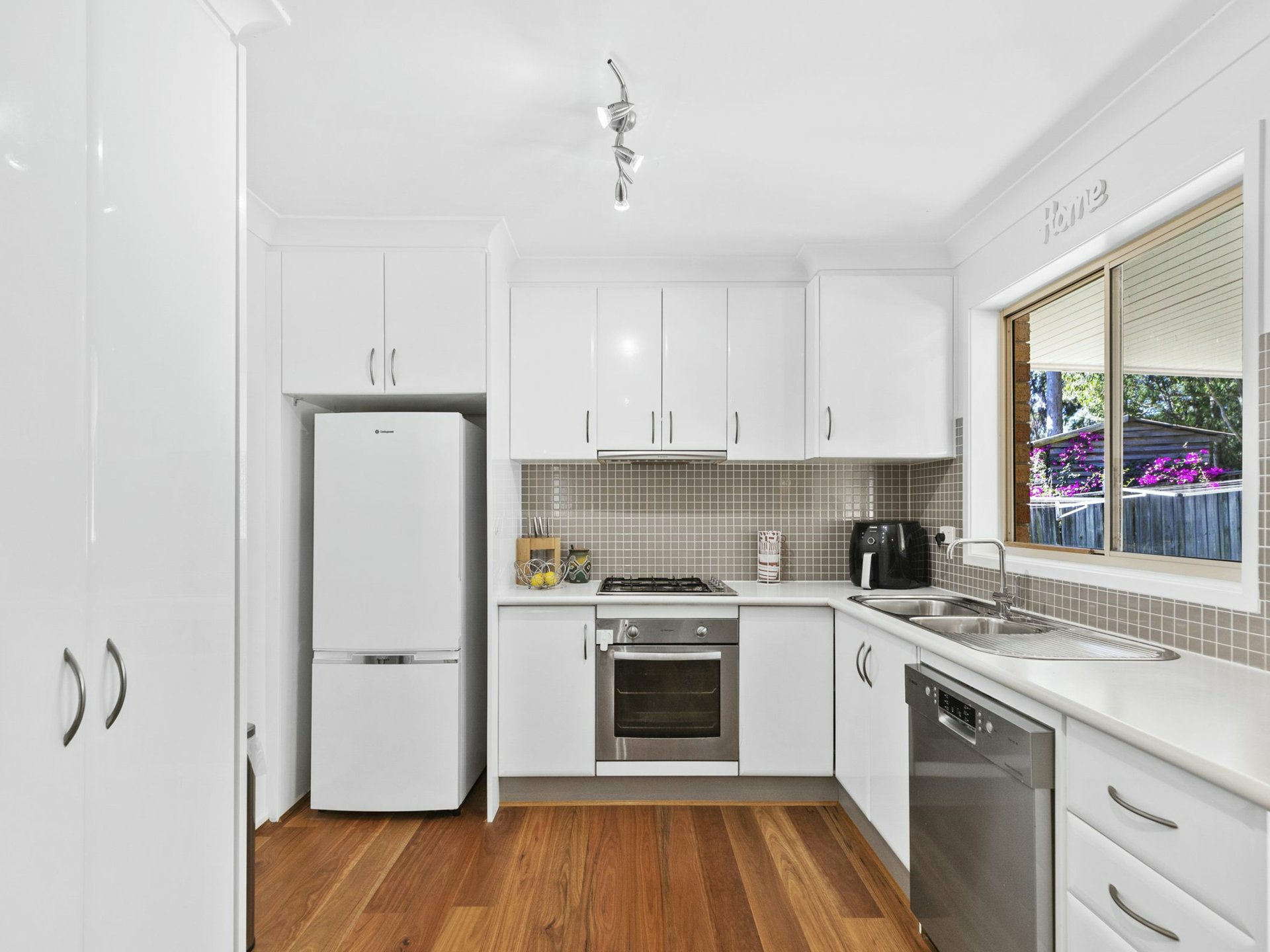 90 Bottlebrush Drive Glenning Valley NSW House for Sale LJ Hooker