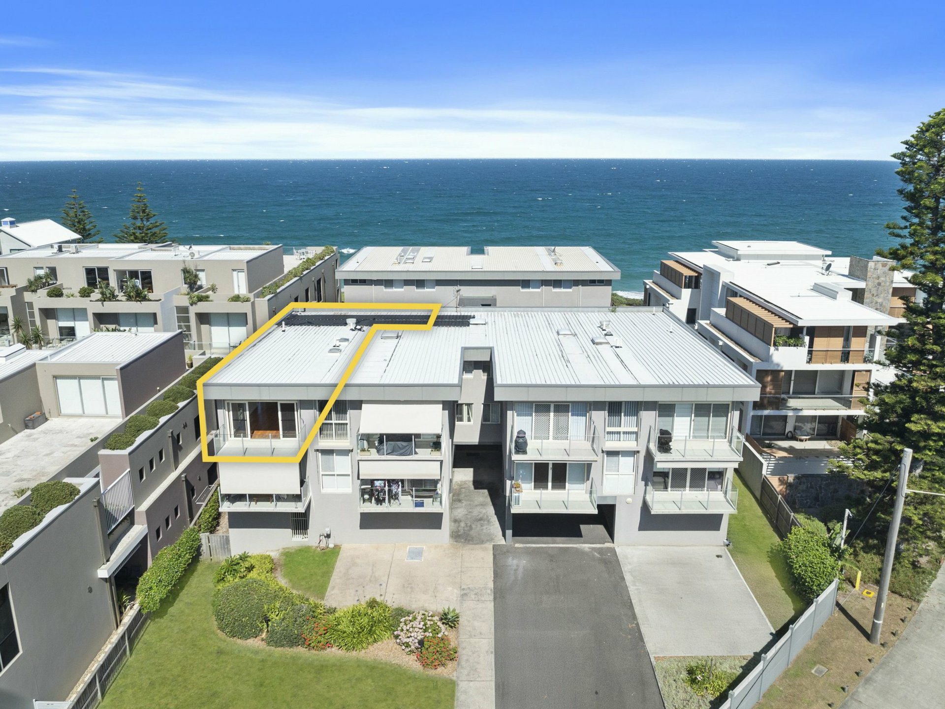 8/3-7 Hutton Road — photo 13 of 14