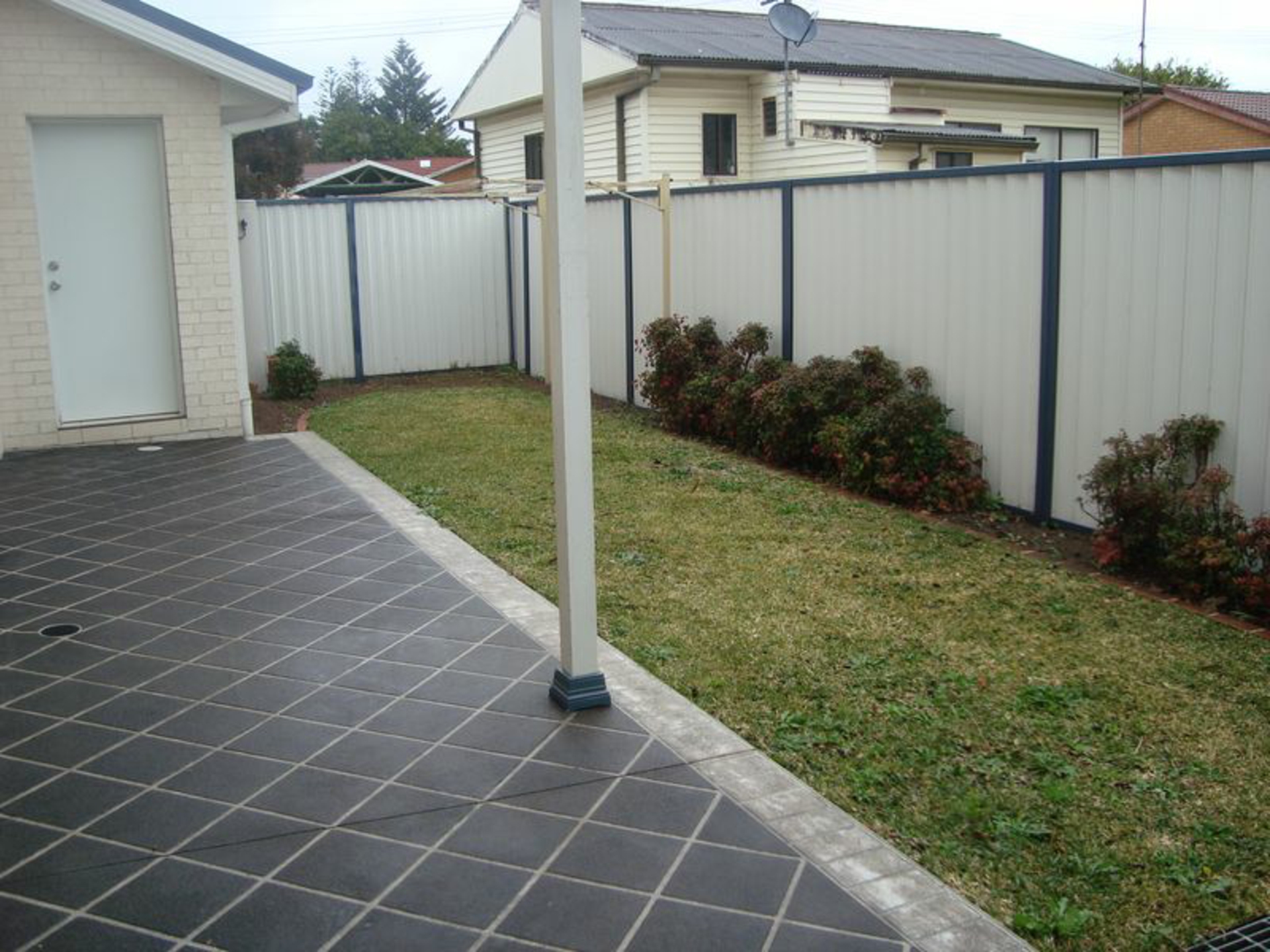 2/139 Ocean Parade, BLUE BAY