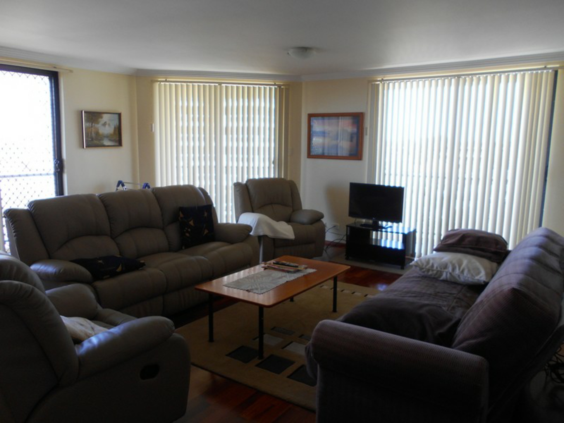 19/1-5 Bayview Avenue — photo 4 of 14