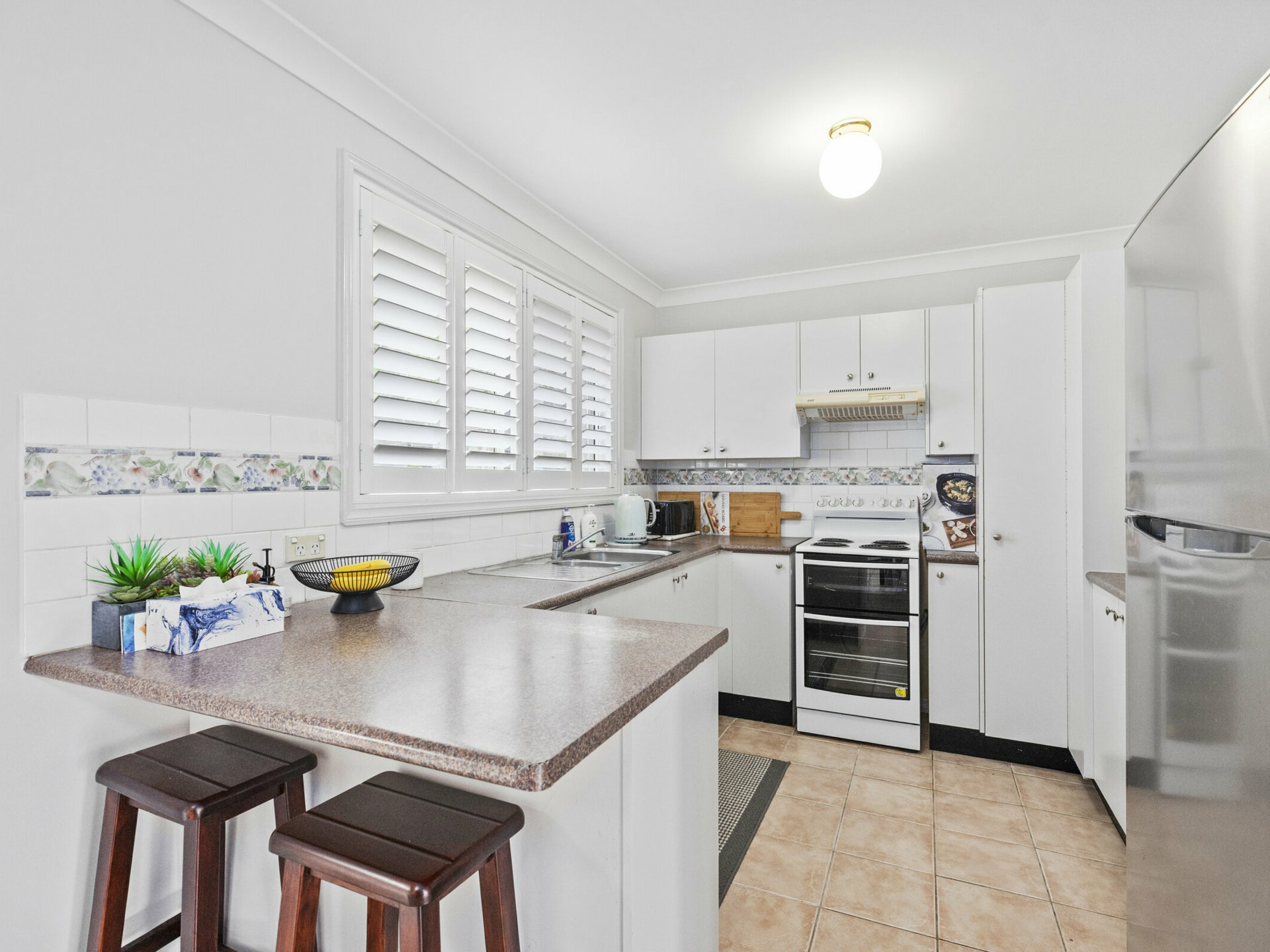 2/19-21 Bomaderry Crescent — photo 4 of 10