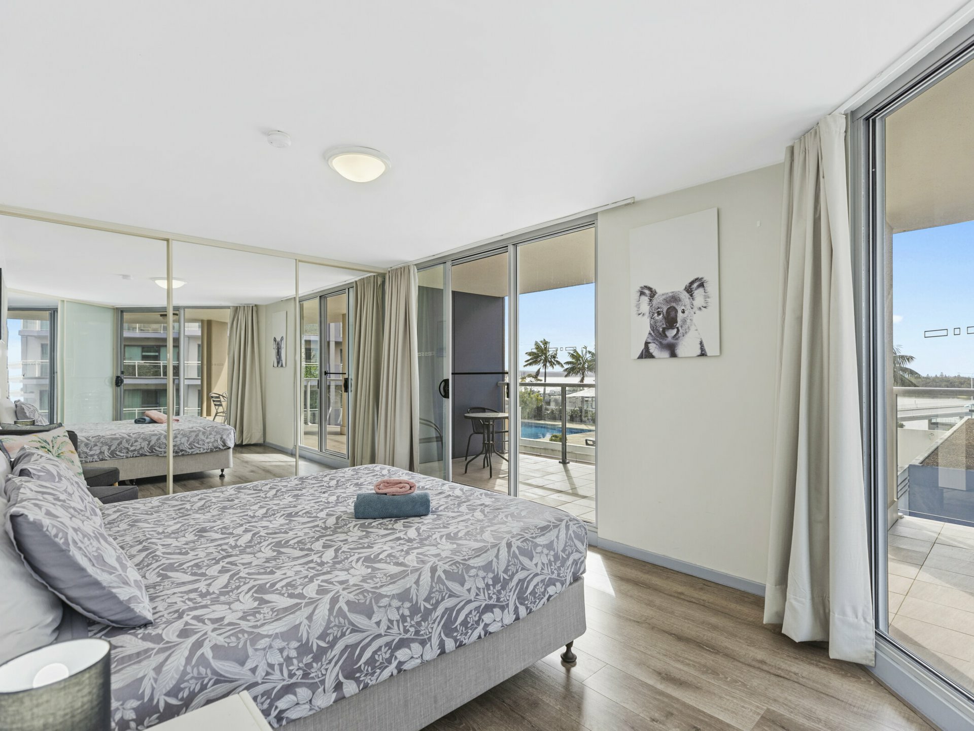 502/18 Coral Street — photo 8 of 15