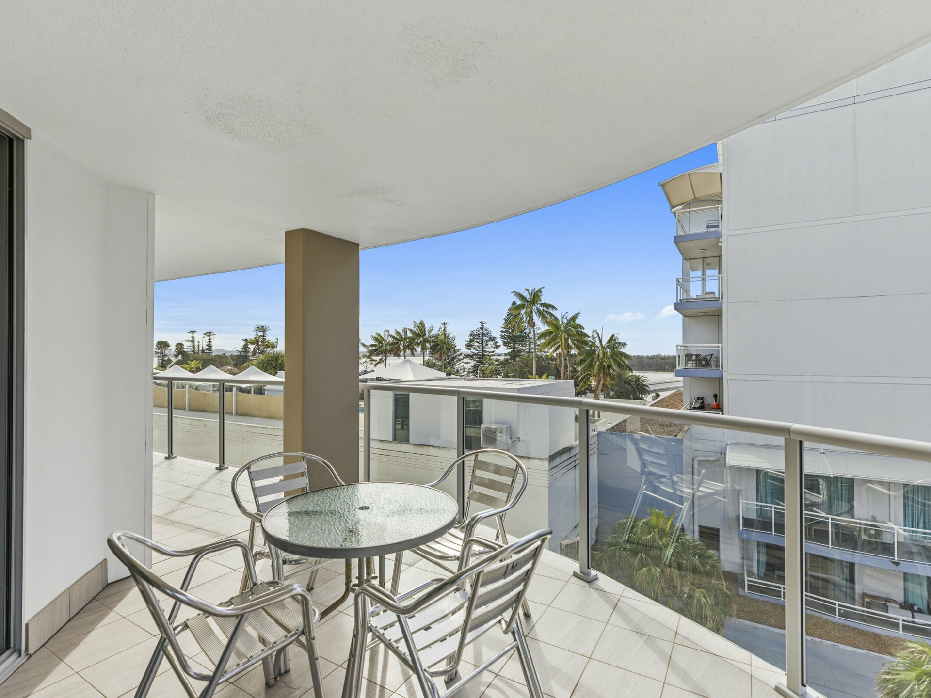 502/18 Coral Street — photo 10 of 15