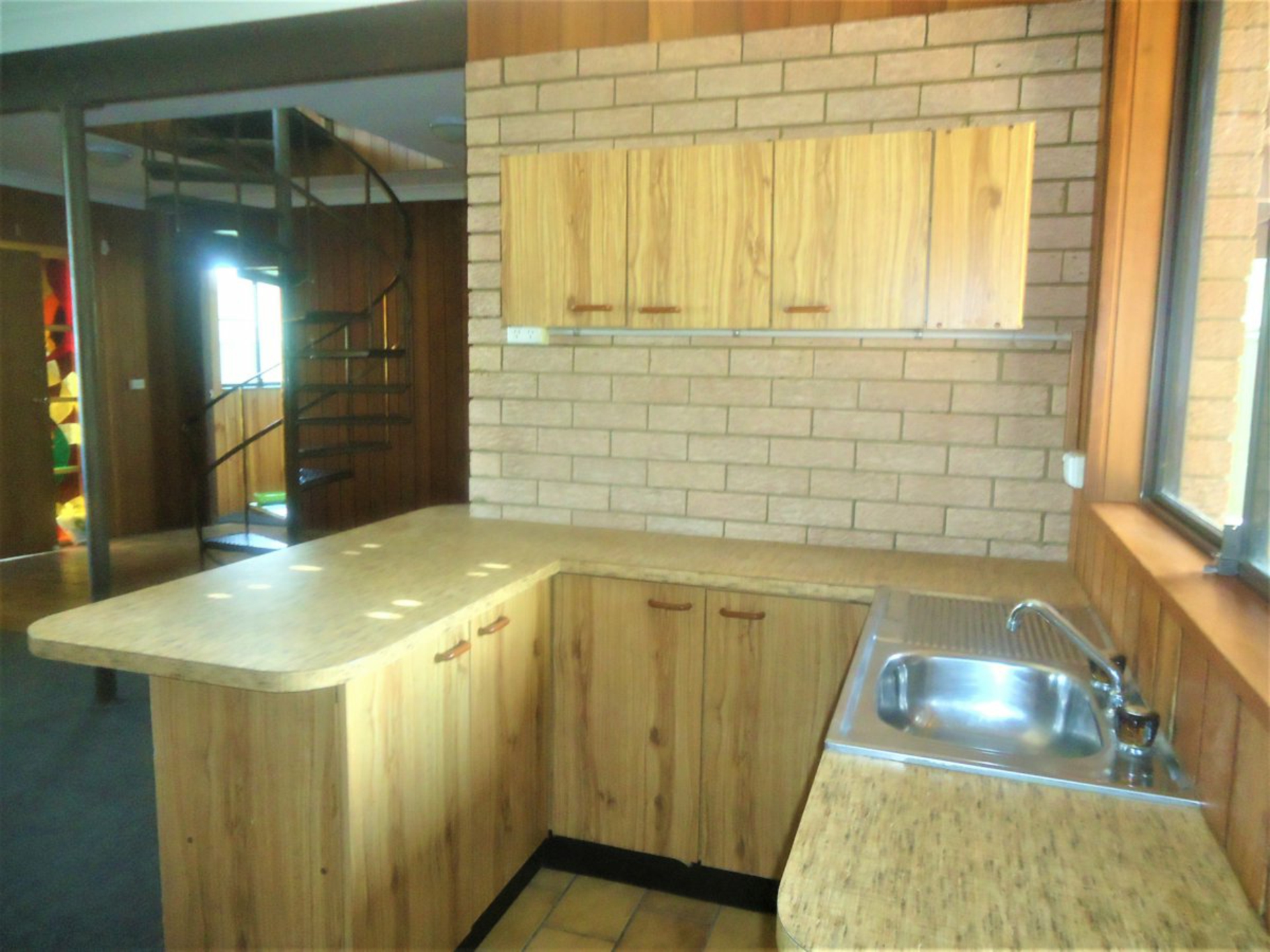 28 Phillip Street — photo 2 of 7