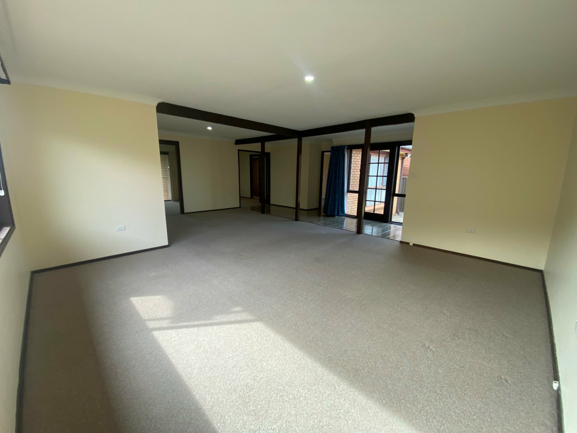 28 Boondilla Road — photo 4 of 13