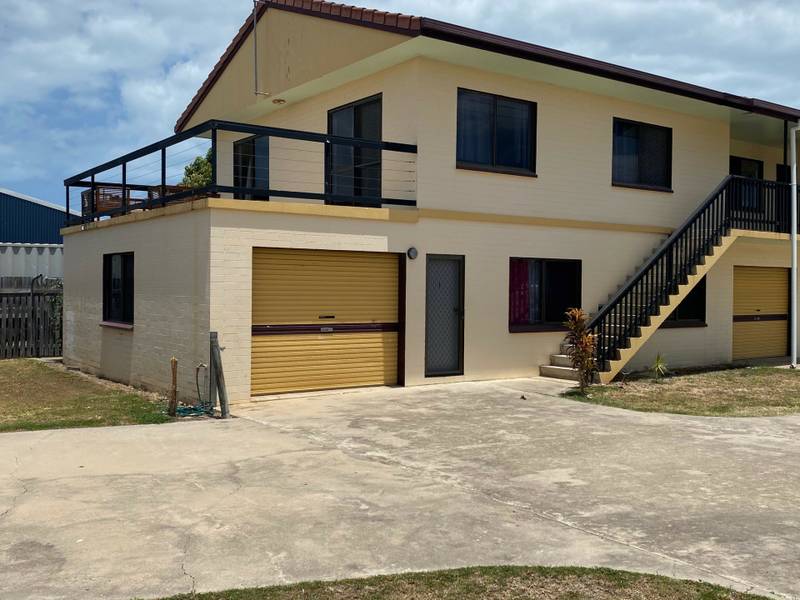 3/10 Sinclair St, Bowen