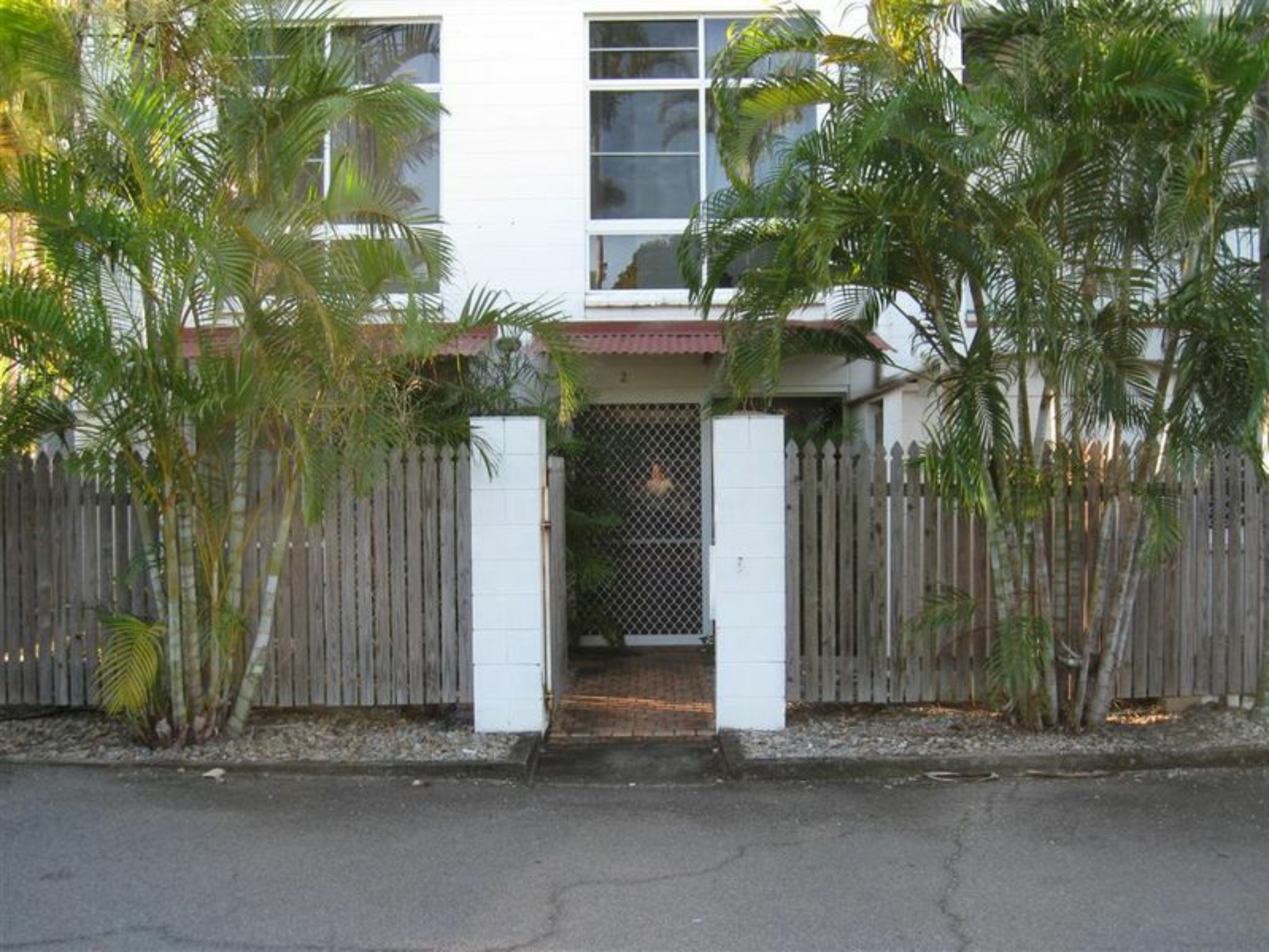 2/89 Horseshoe Bay Road, Bowen