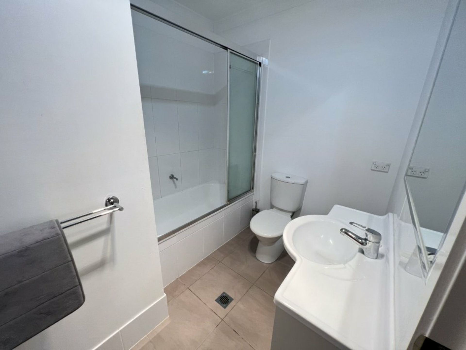 Unit 20/6 Brisbane Street — photo 10 of 19