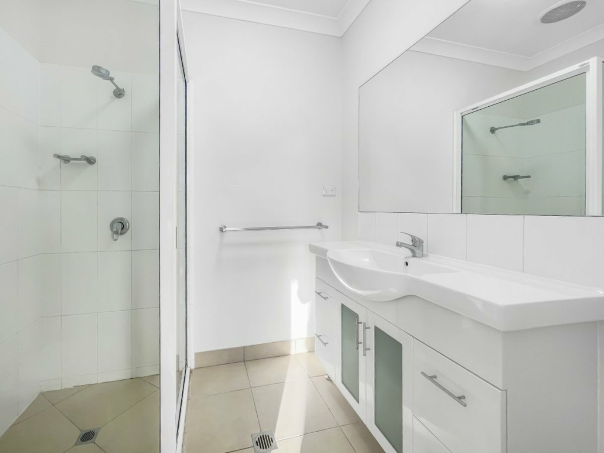 38 Seabreeze Crescent, BOWEN