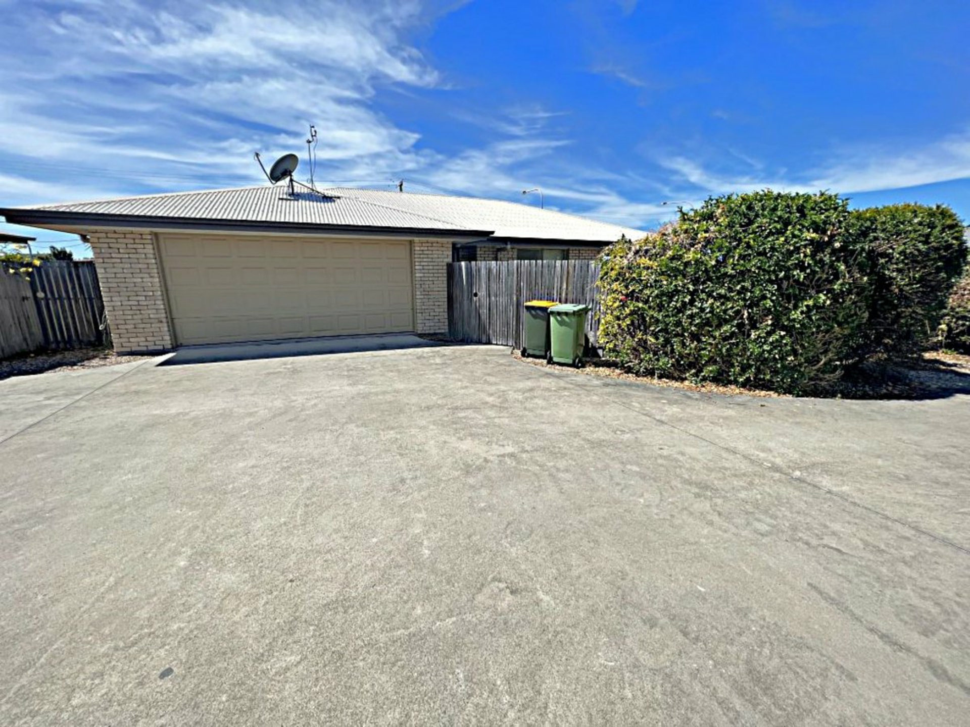2A Summer Place, BOWEN