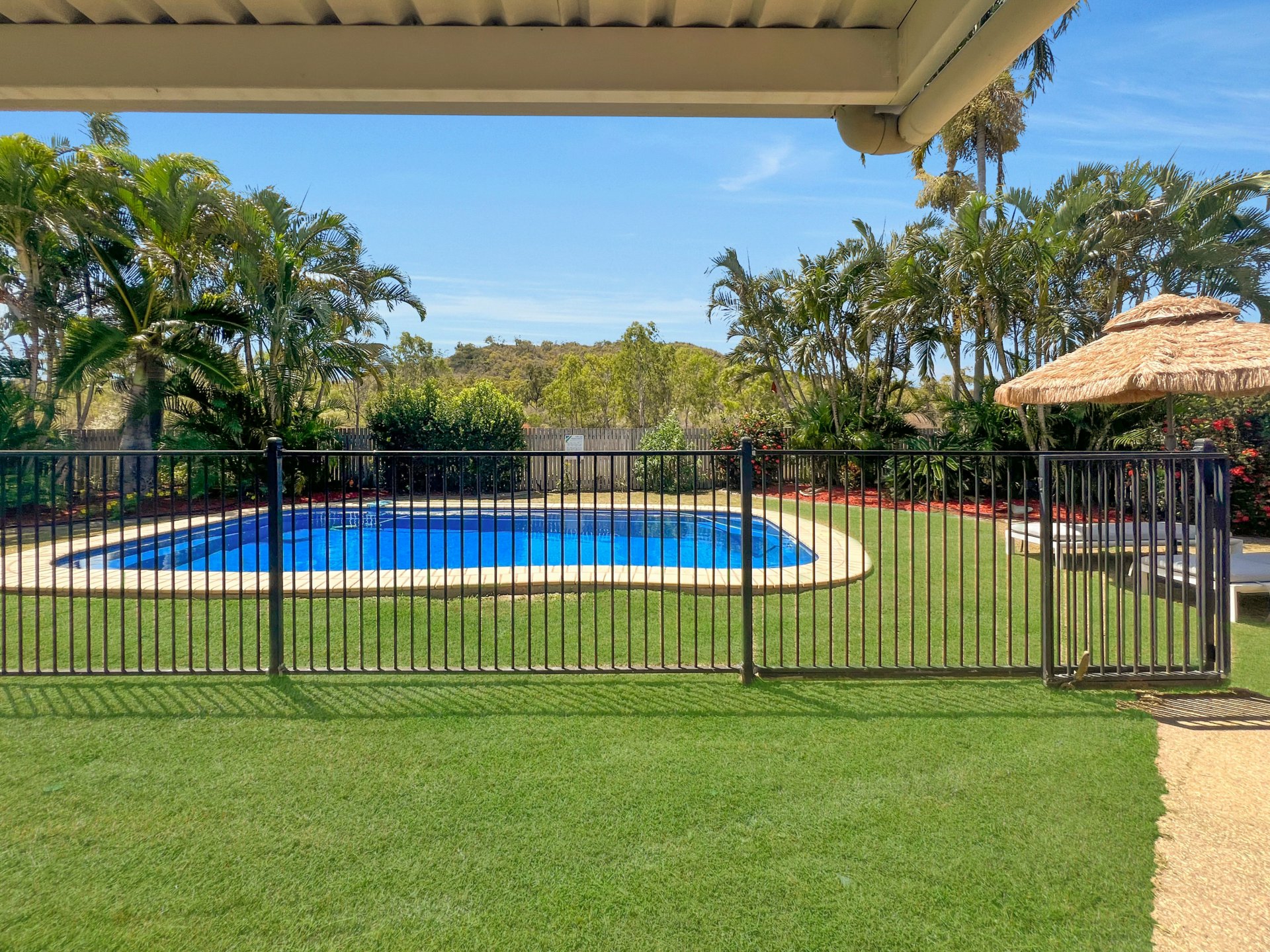 142 Ocean View Drive, BOWEN