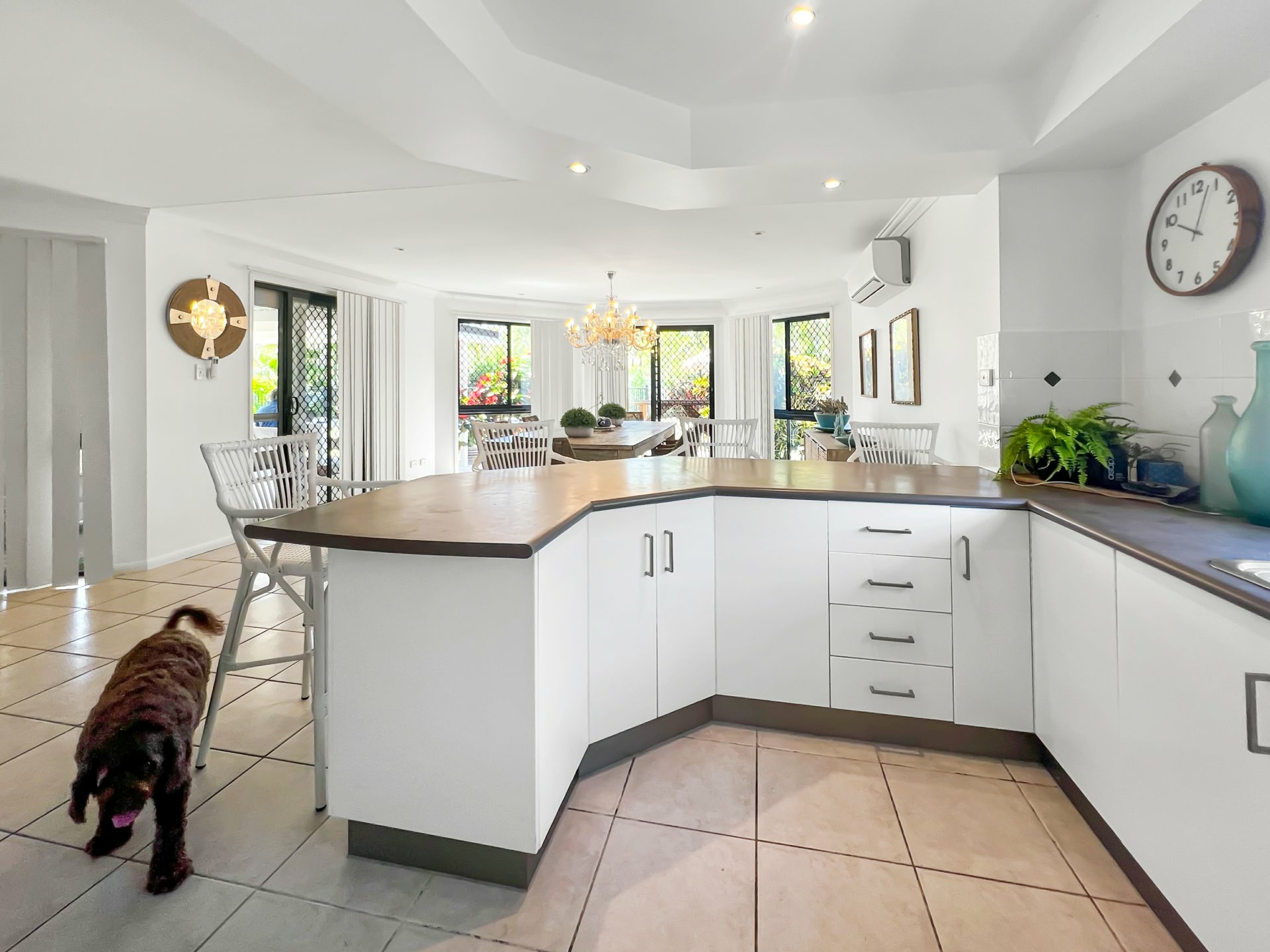 142 Ocean View Drive, BOWEN
