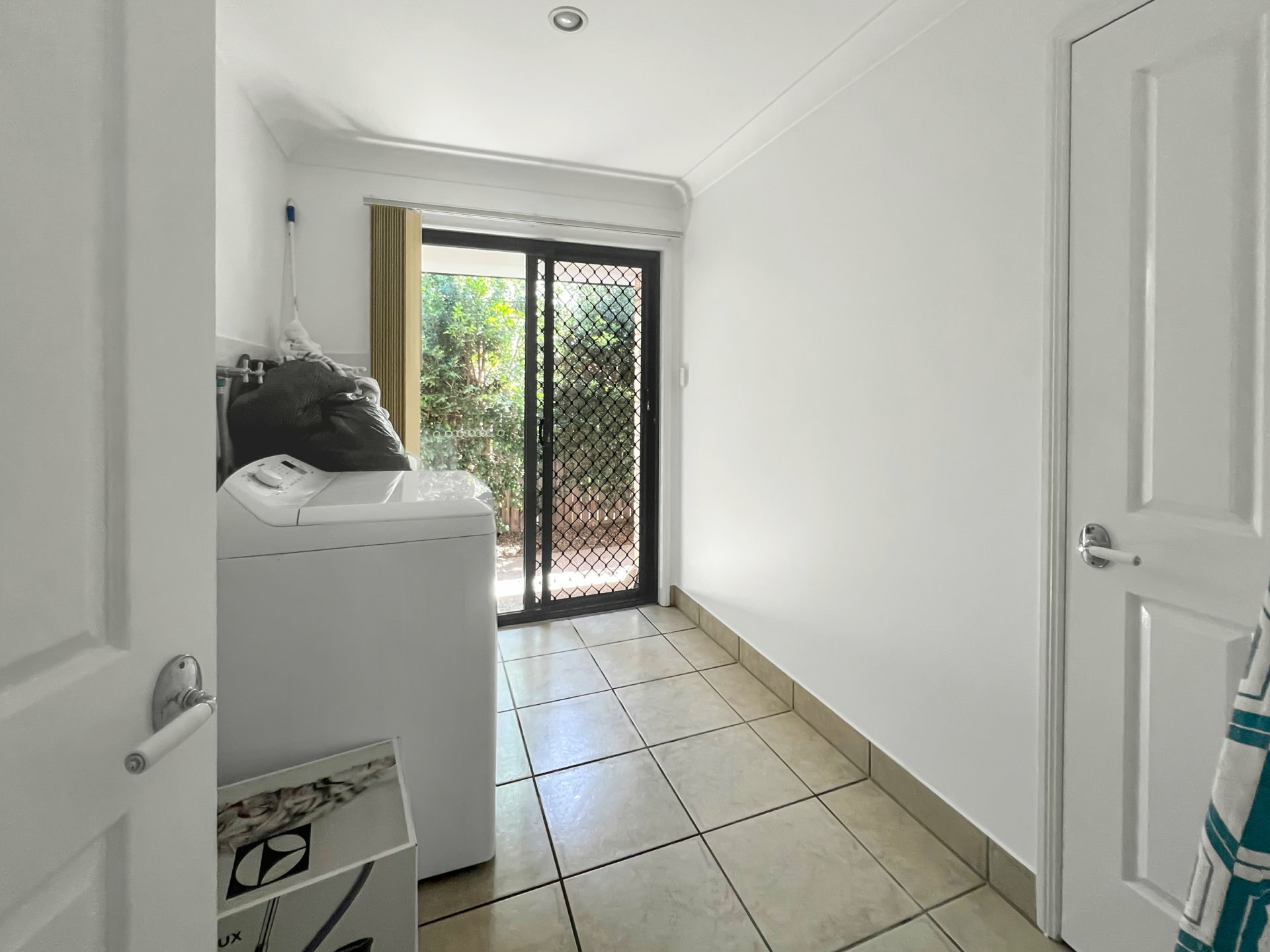 142 Ocean View Drive, BOWEN