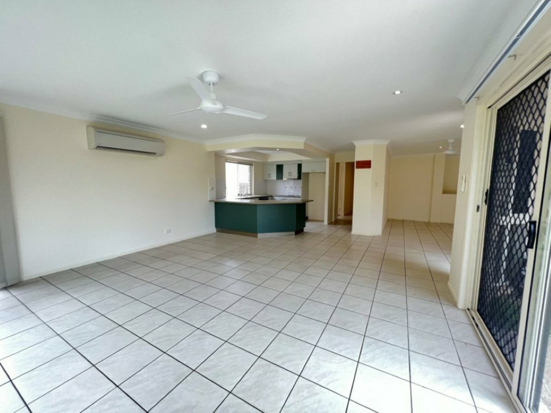 134 Ocean View Drive, BOWEN