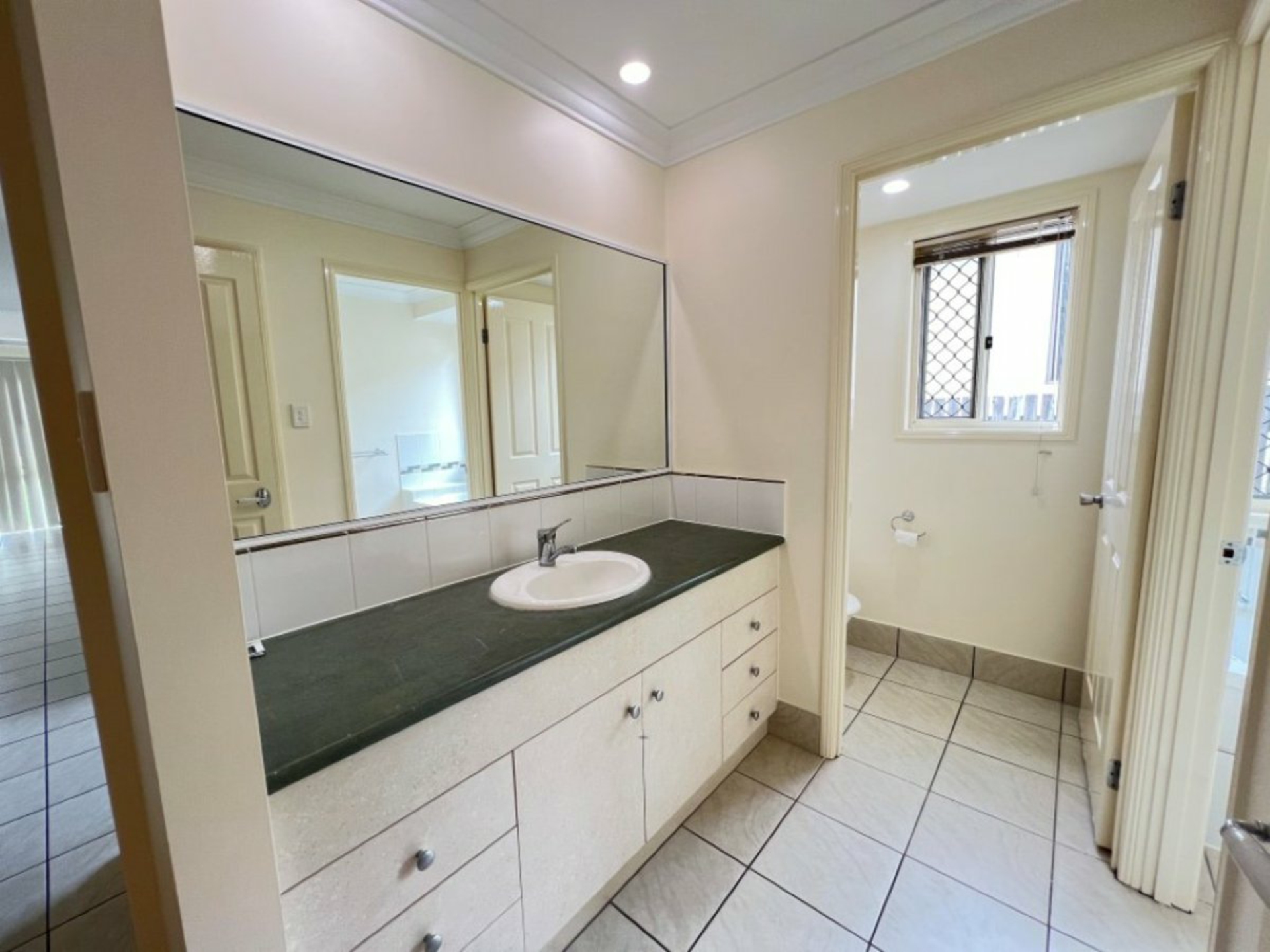 134 Ocean View Drive, BOWEN