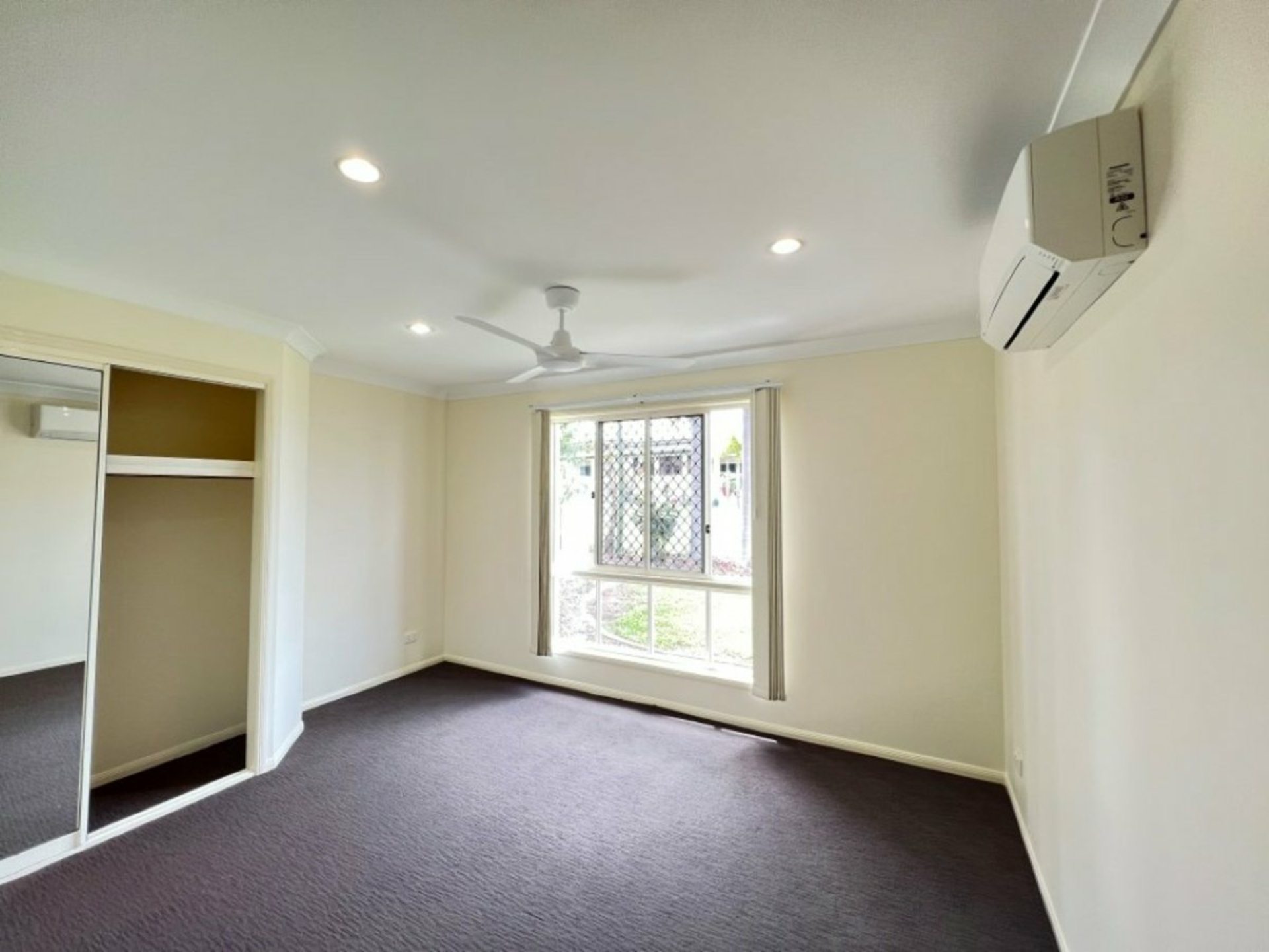 134 Ocean View Drive, BOWEN