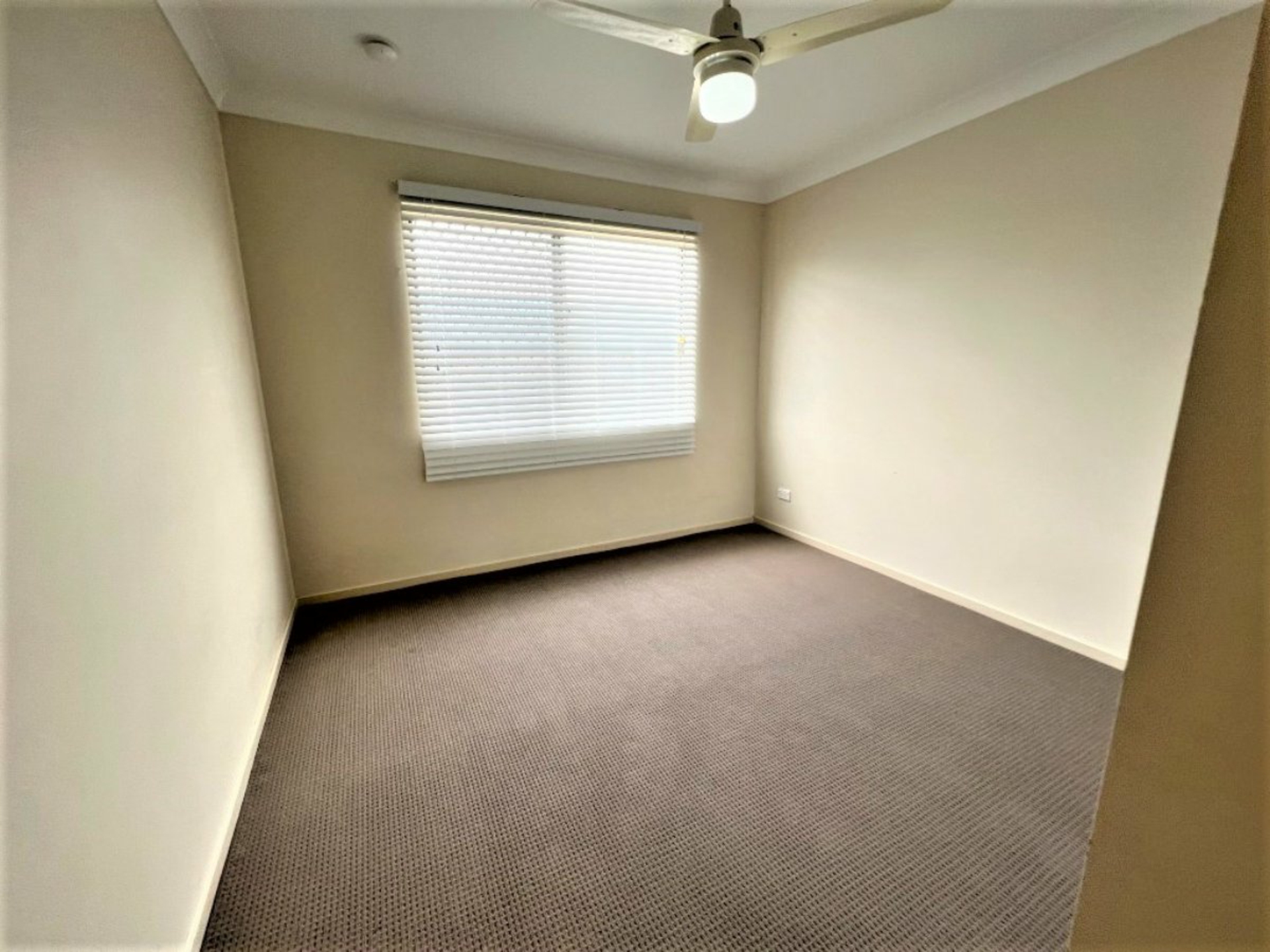 11 Turquoise Way, Bowen