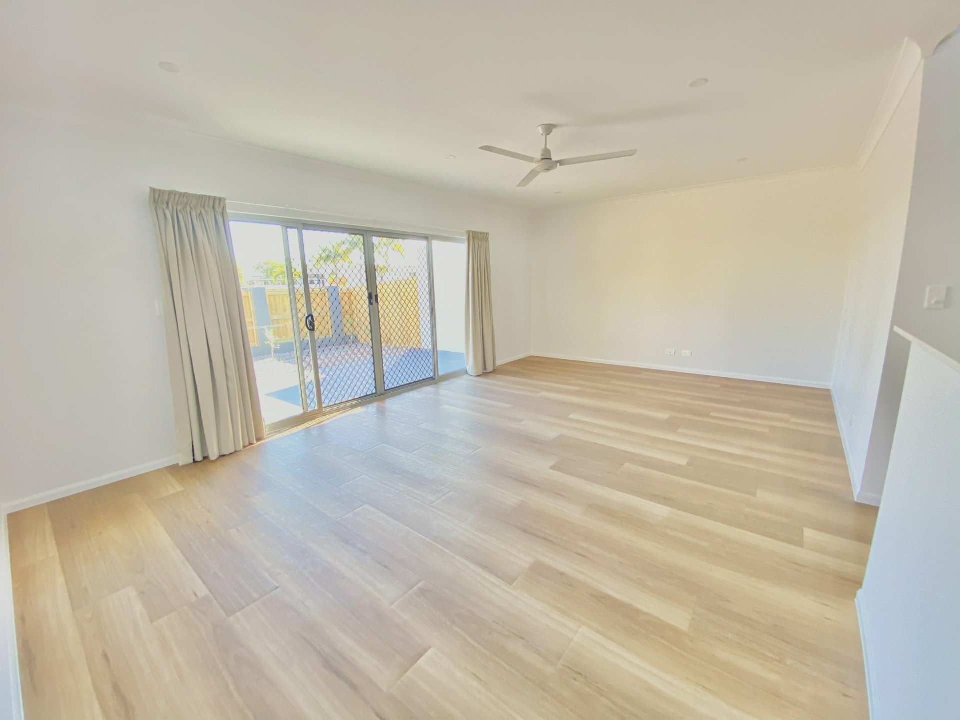 Unit 44-48 Tracey Street — photo 7 of 18