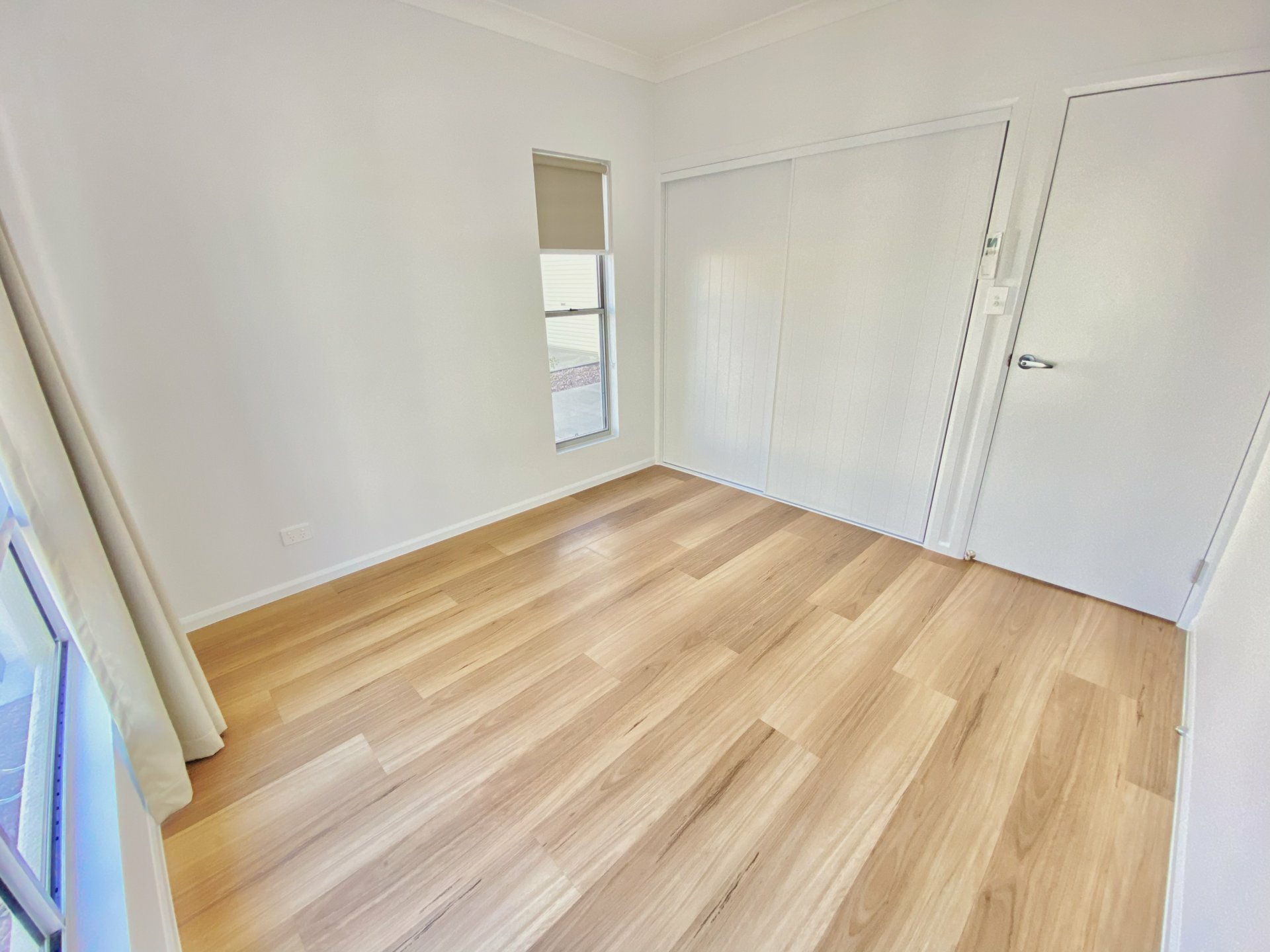 Unit 44-48 Tracey Street — photo 11 of 18