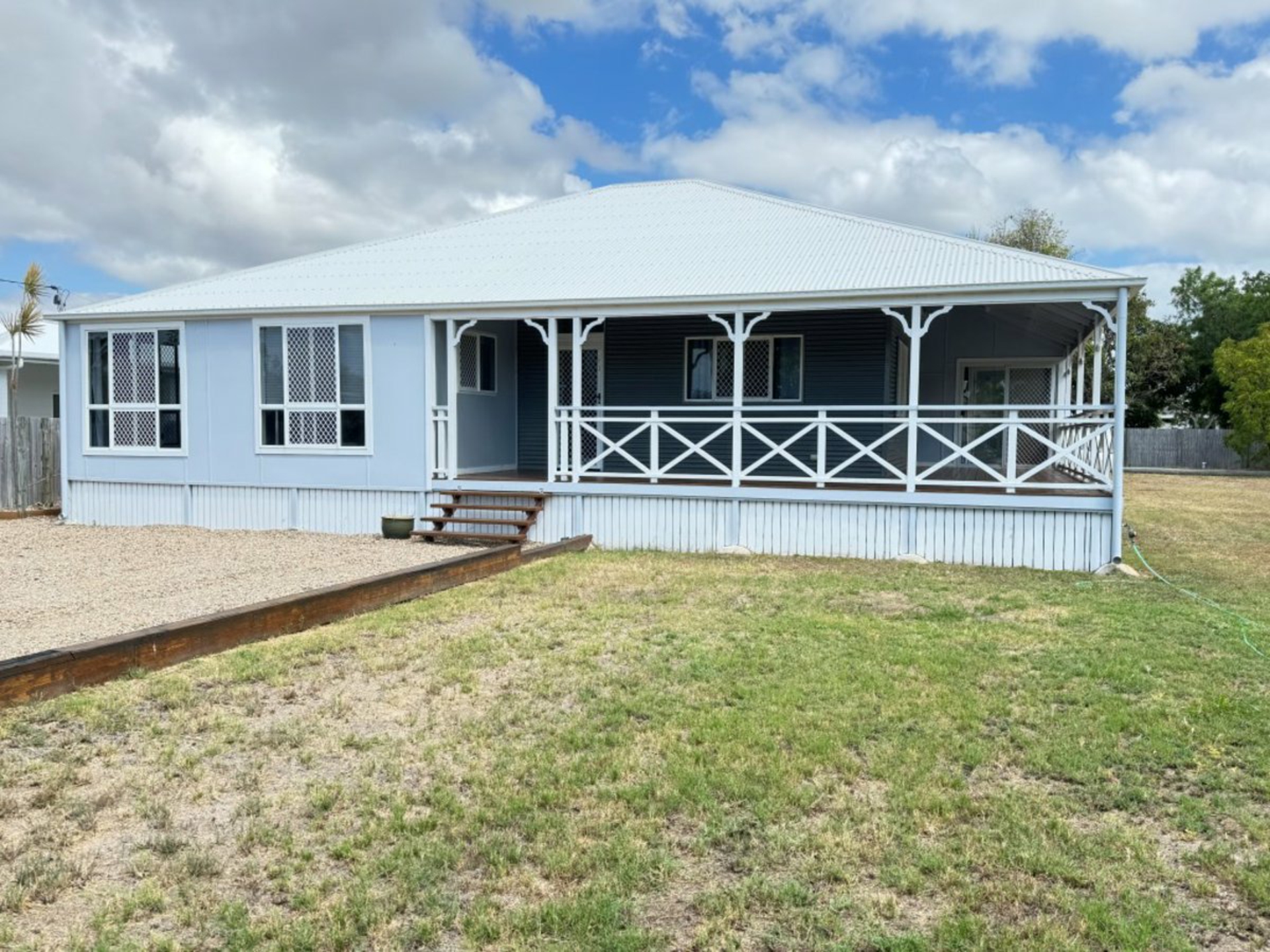 12 Dalrymple Street, BOWEN