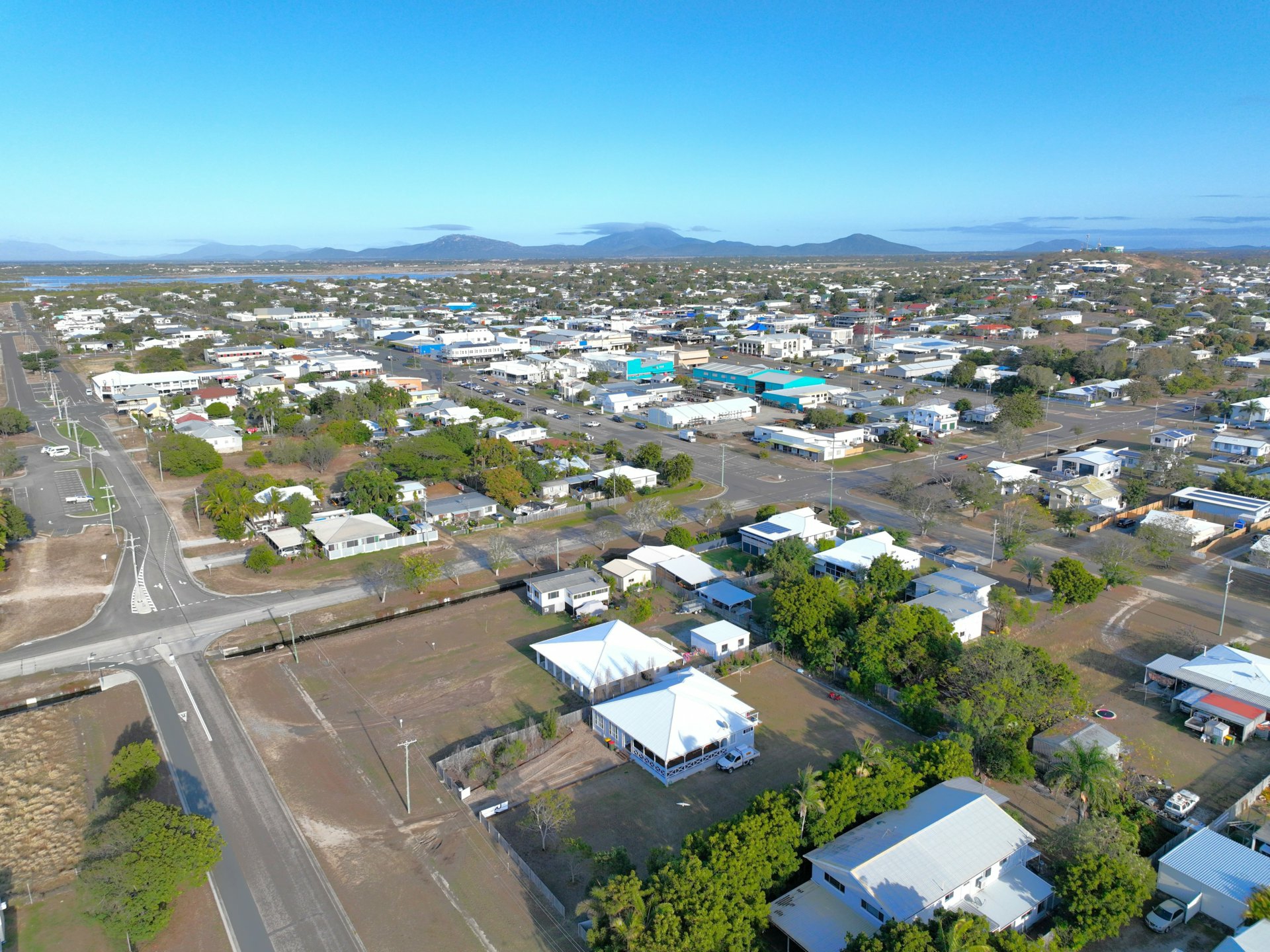 12 Dalrymple Street, BOWEN